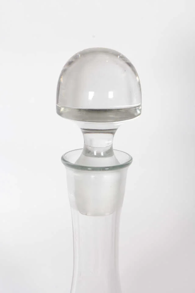 Curved Base French Crystal Carafe  (H1112-04)