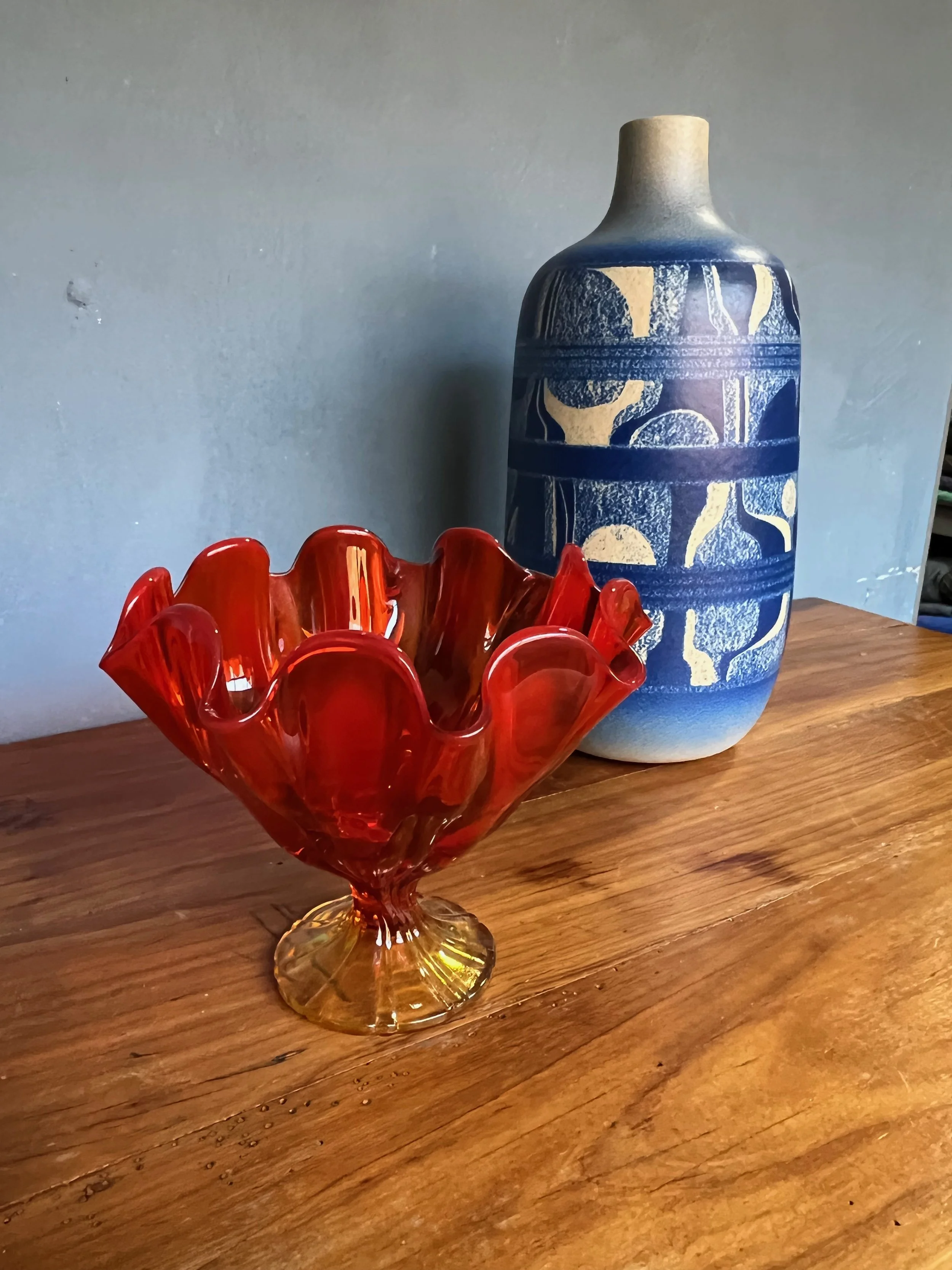 Mid Century Modern Glass Vase by Viking  (H1221-01)