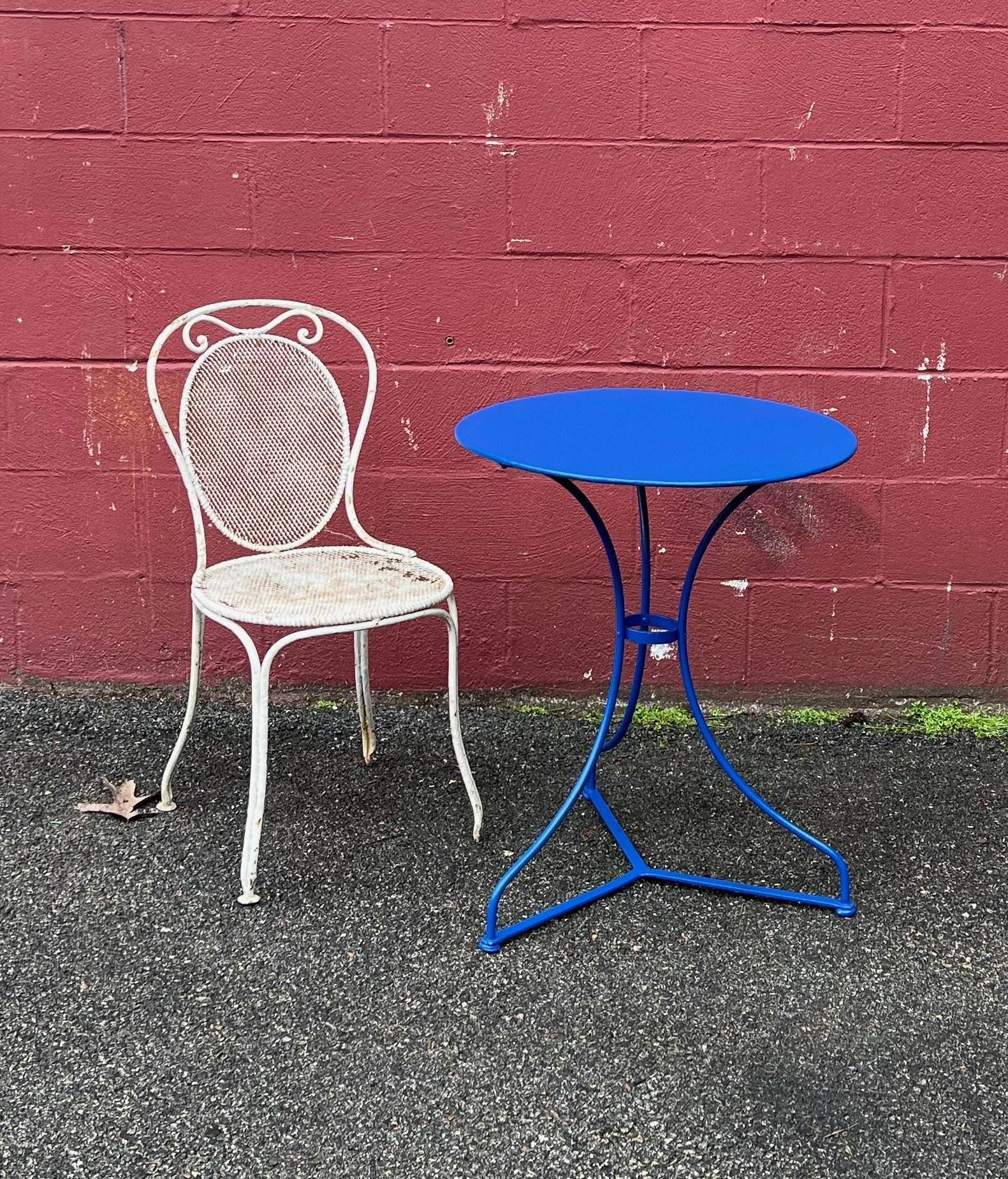 Small Blue French Iron Bistro Table  (G0315-09)