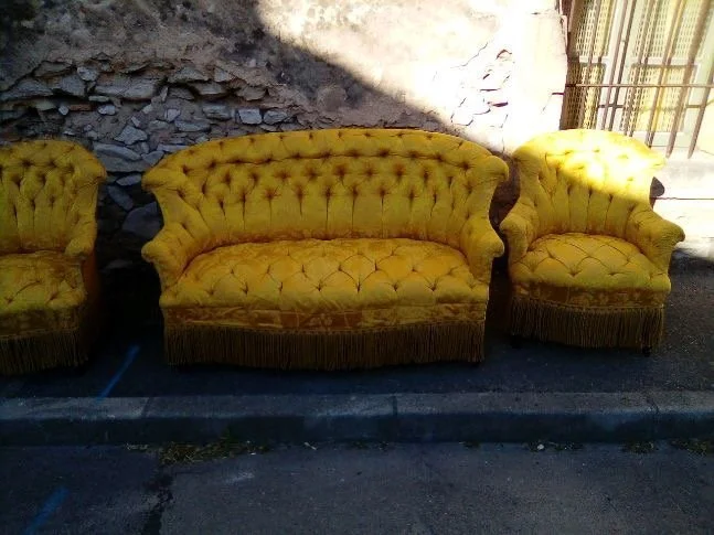 Small French Napoleon III Tufted Sofa in Yellow Fabric