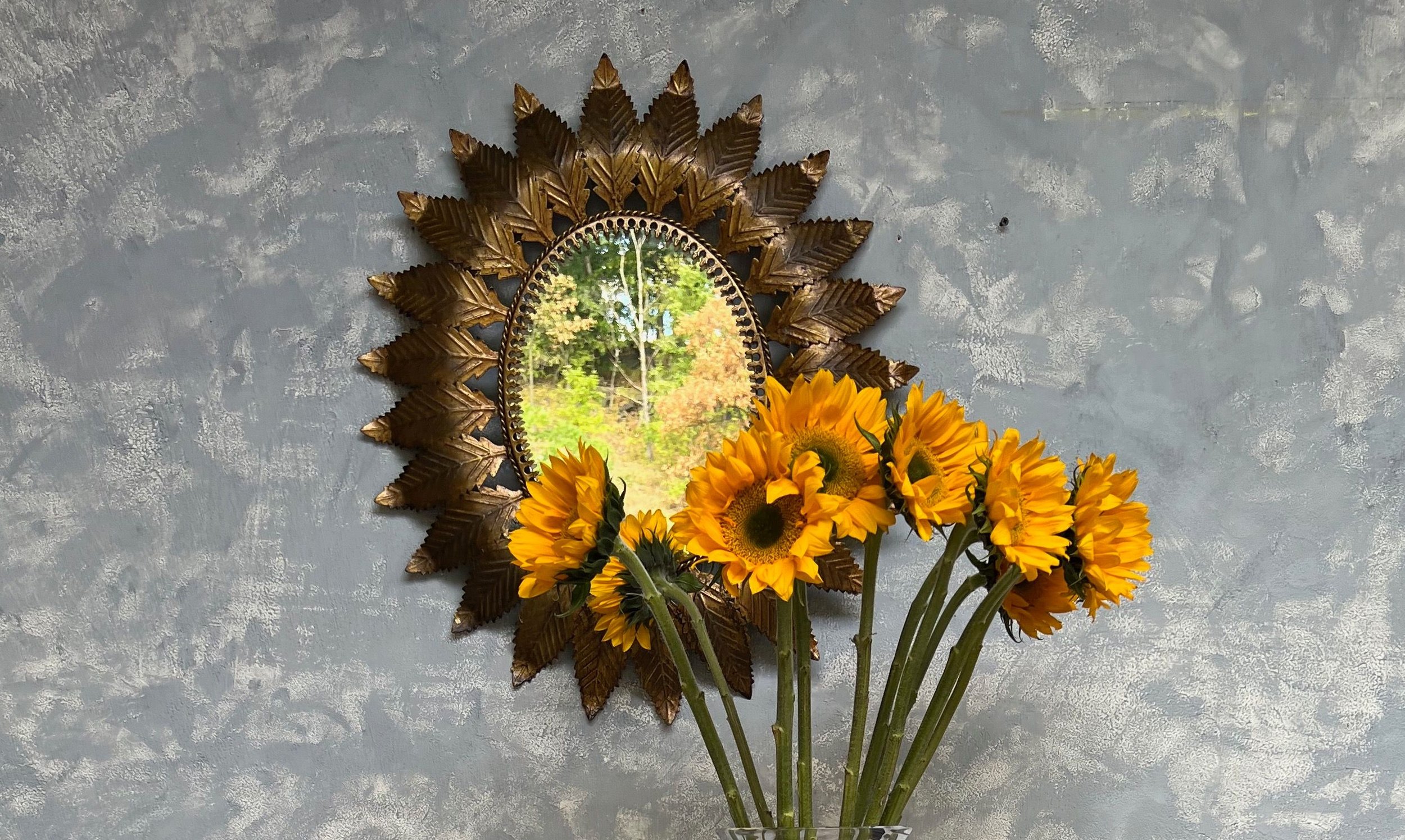 Spanish Oval Gilt Metal Sunburst Mirror With Curved Radiating Leaves  (DS0222-12)