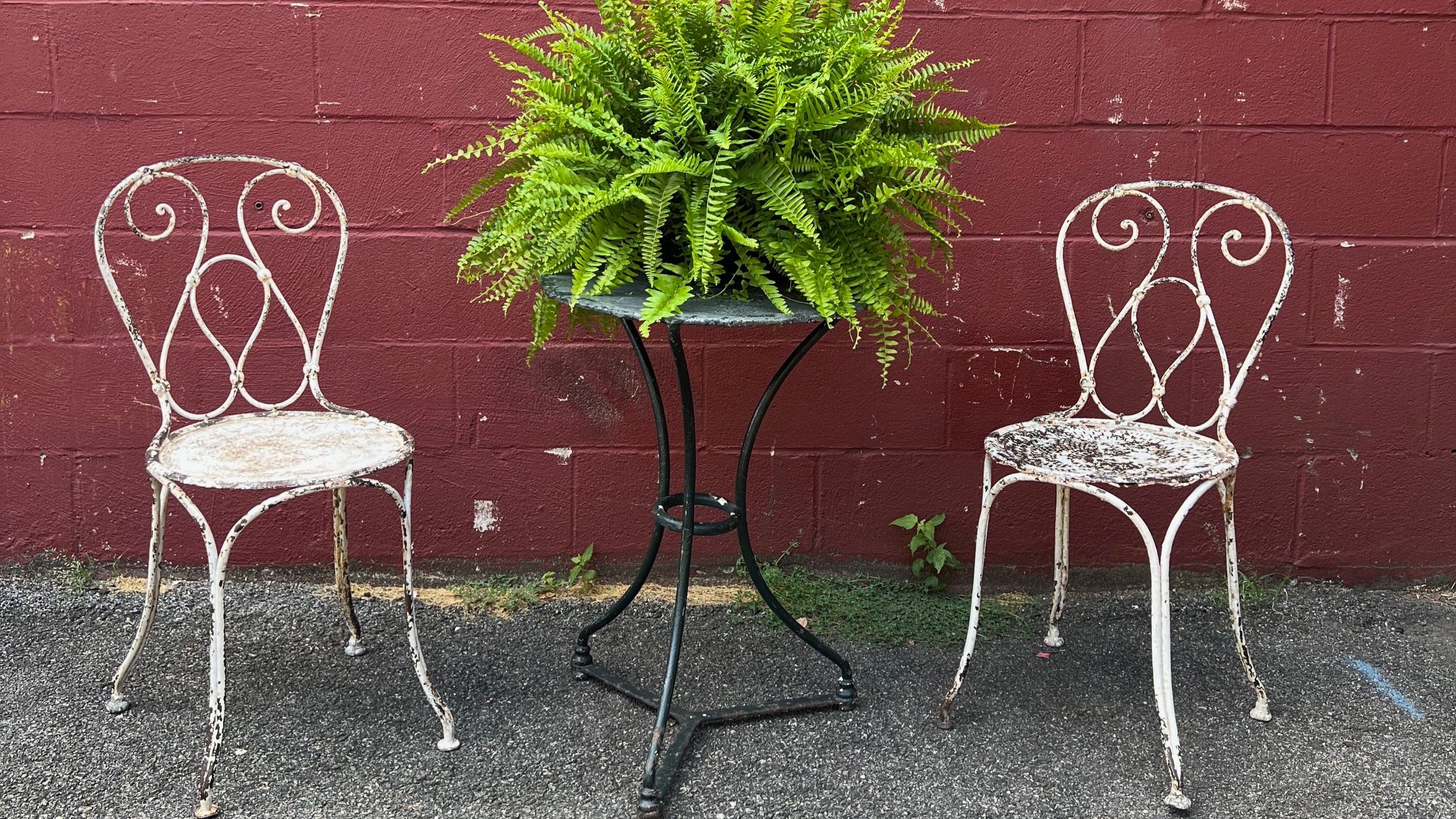 French Green Painted Bistro Table  (G222-10)
