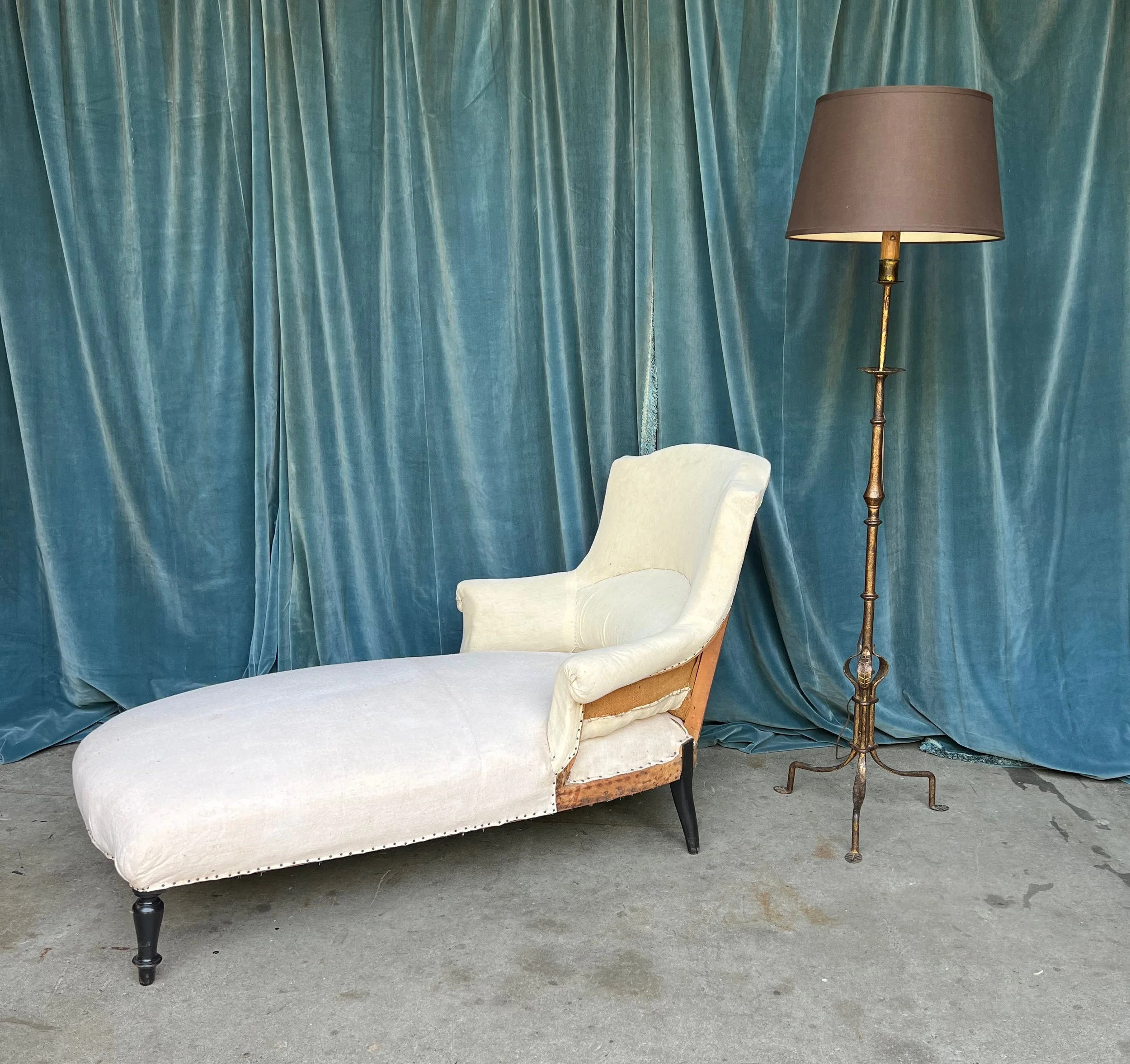 French 19th Century Chaise Longue in Muslin  (SCH0323-01)