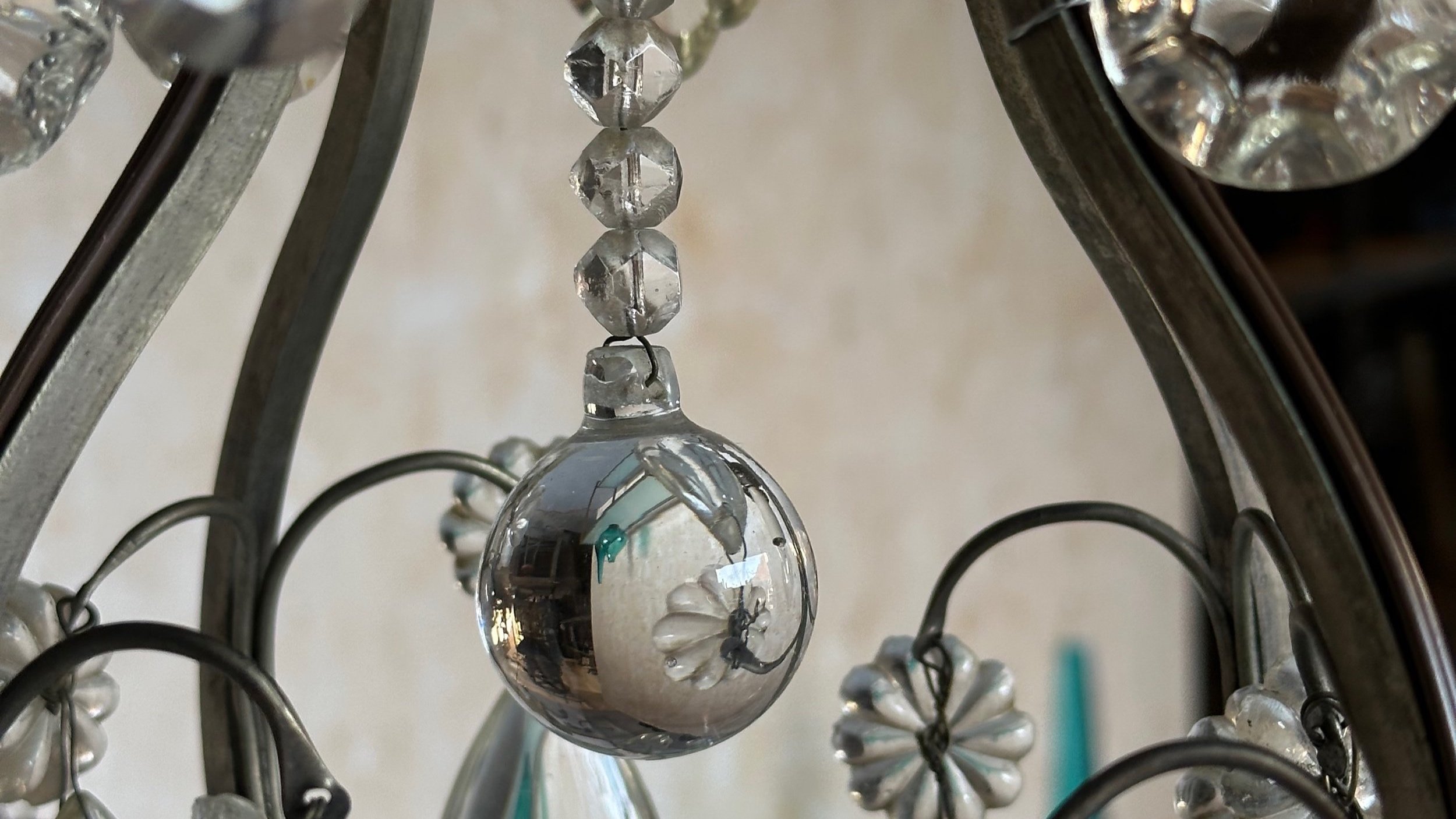 Small French Chandelier with Glass Pendants and Decorations  (LC0517-01)