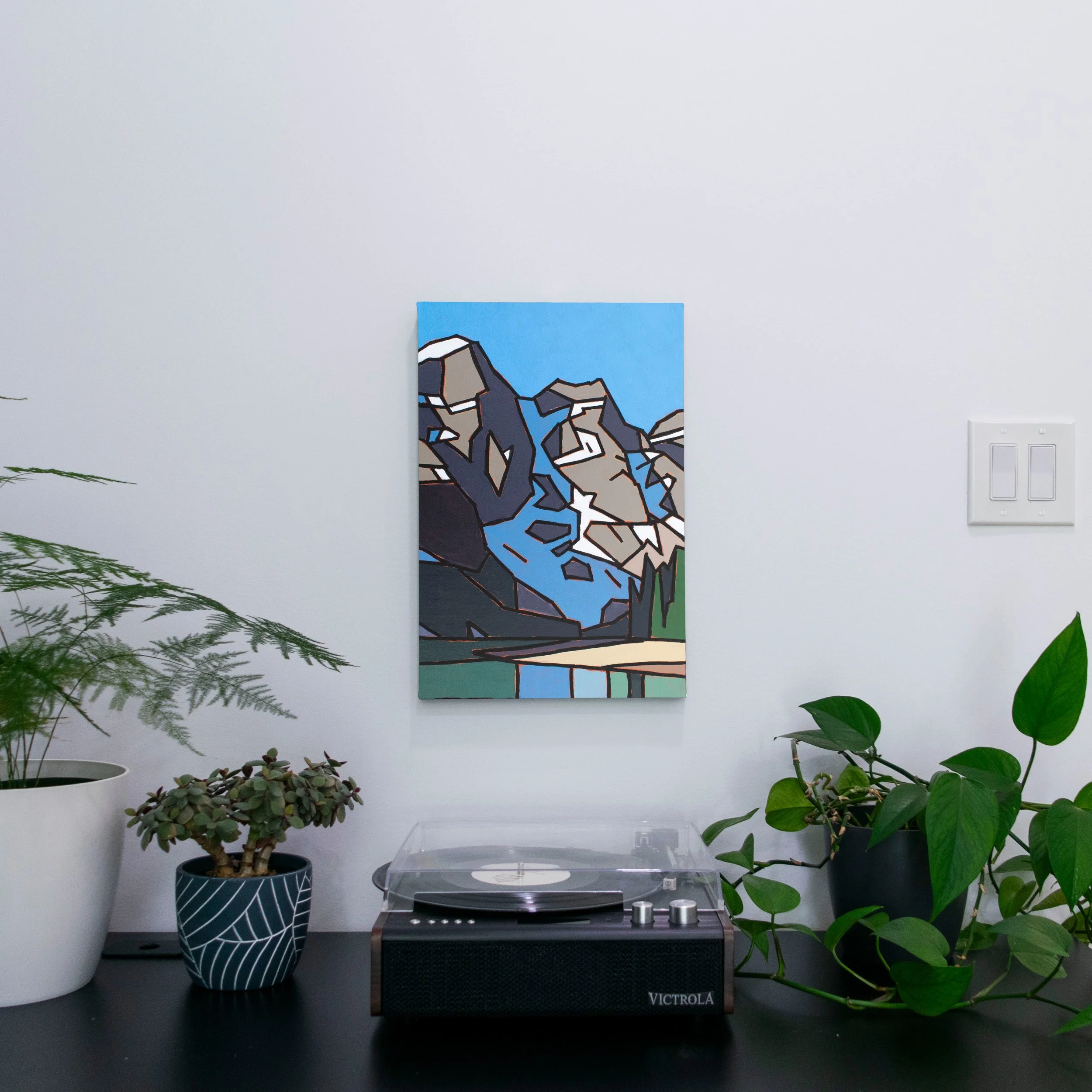 shapes of moraine lake IV.jpg