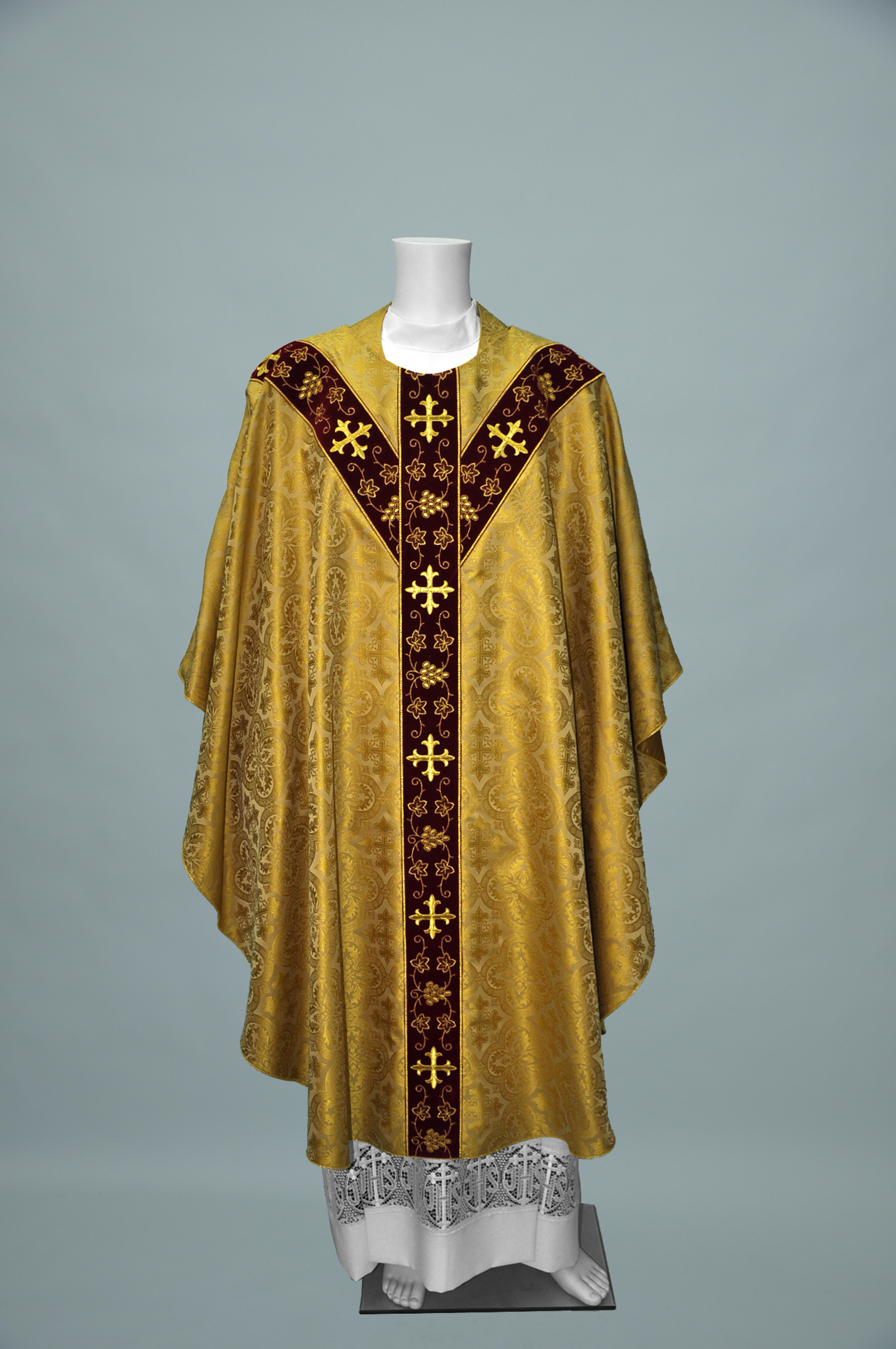 Gothic Chasuble Davinci Gold W R1282 burgundy gold (f) 2.jpg