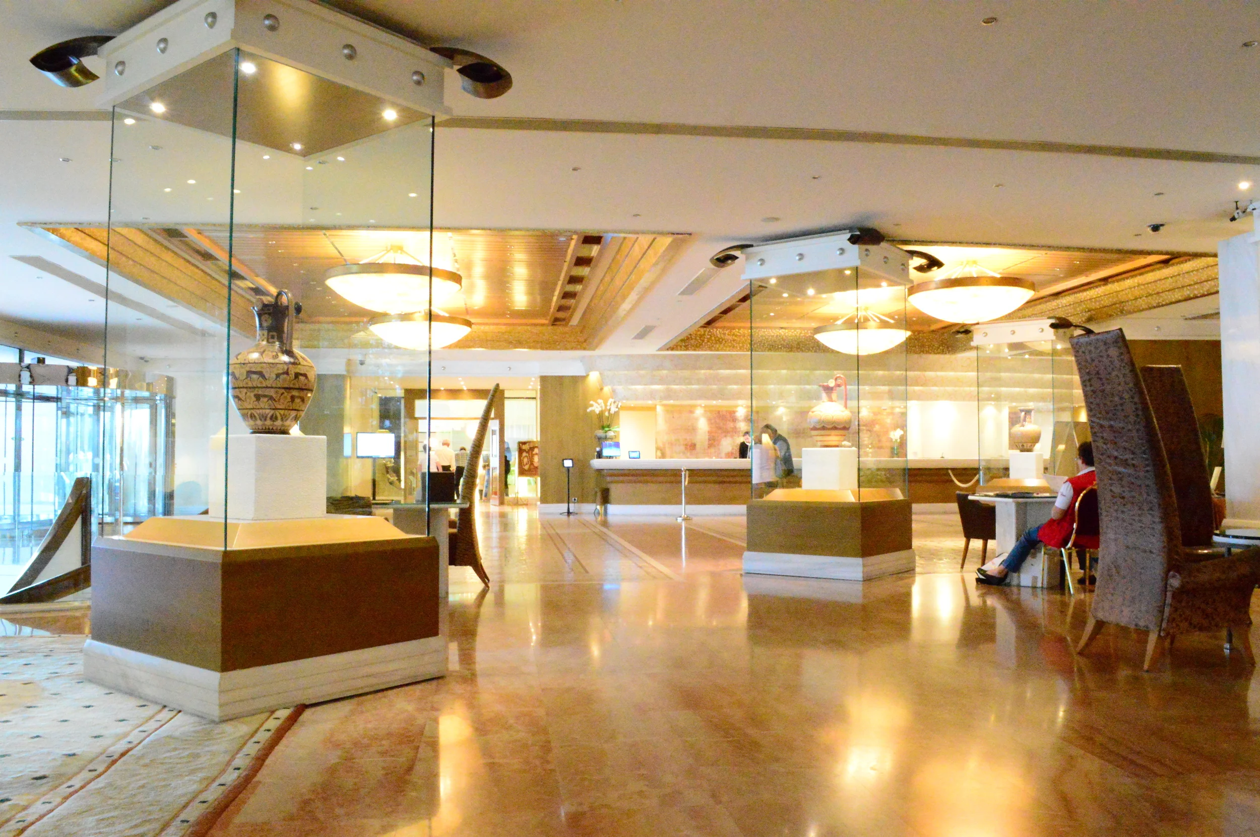  If you're looking for a luxury resort experience along the coast and near the old town, this classy resort with ancient artifact touches bathed in light might just be the place for you. Plenty of room to relax and enjoy your Greek experience at the 