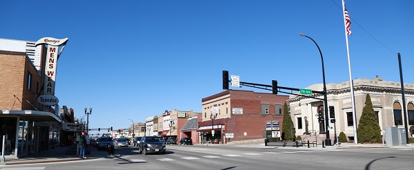 Past & Present Home Gallery, viewed from 7th Avenue 
