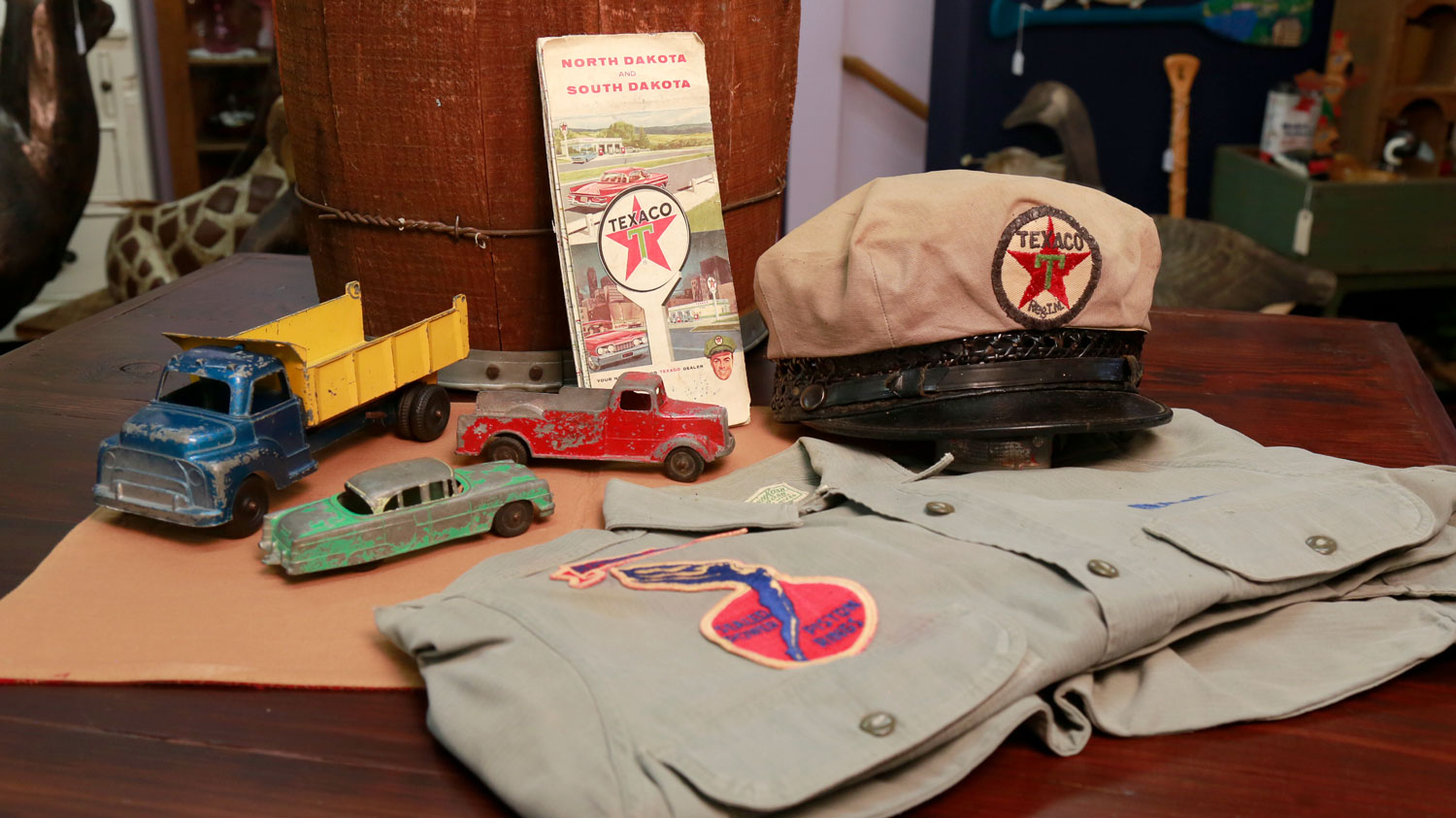  Automobilia - collectible 1930’s Gas Station Attendant’s Cap and uniform shirt with Studebaker Sealed Power Piston Rings logo 