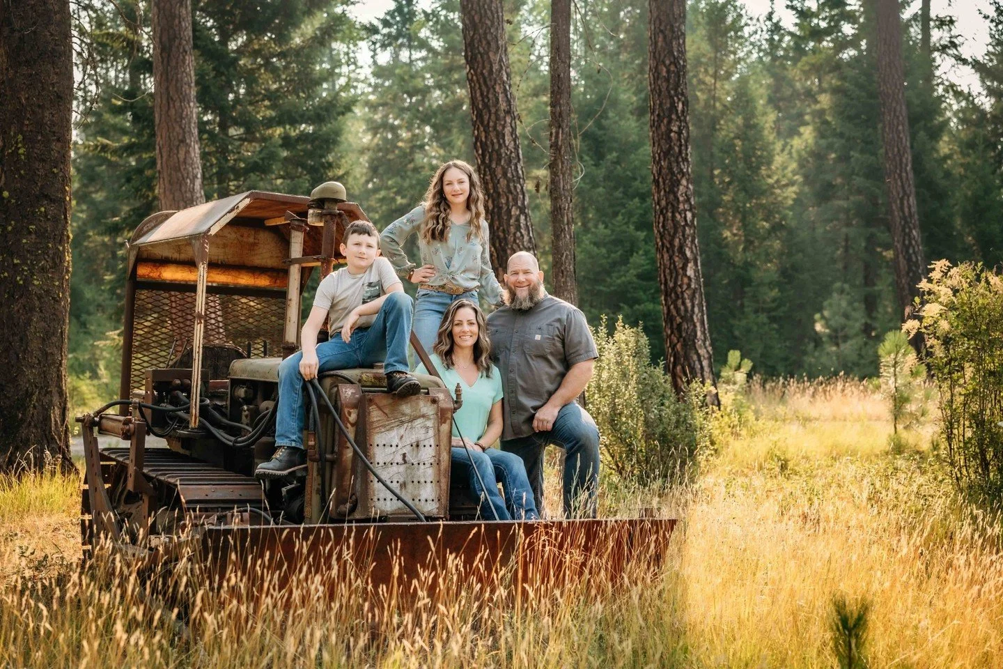 Spring Lifestyle Portrait Sessions
🌿 Early May
🌿 20 minutes
🌿 5 images included

Booking is open. Only 3 spots left