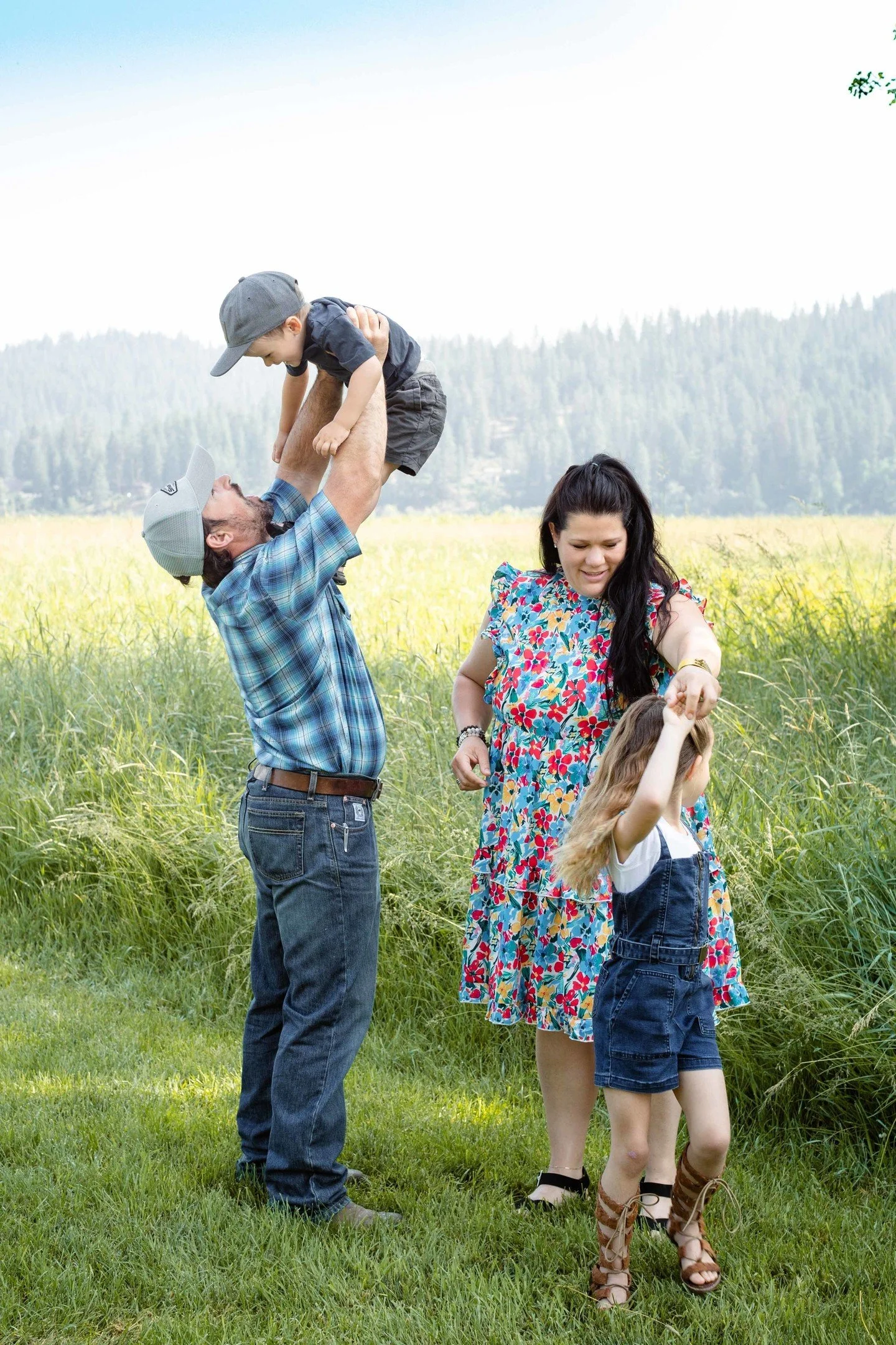 Last chance for Spring Portrait Sessions.

Booking closes Sunday at 8pm.