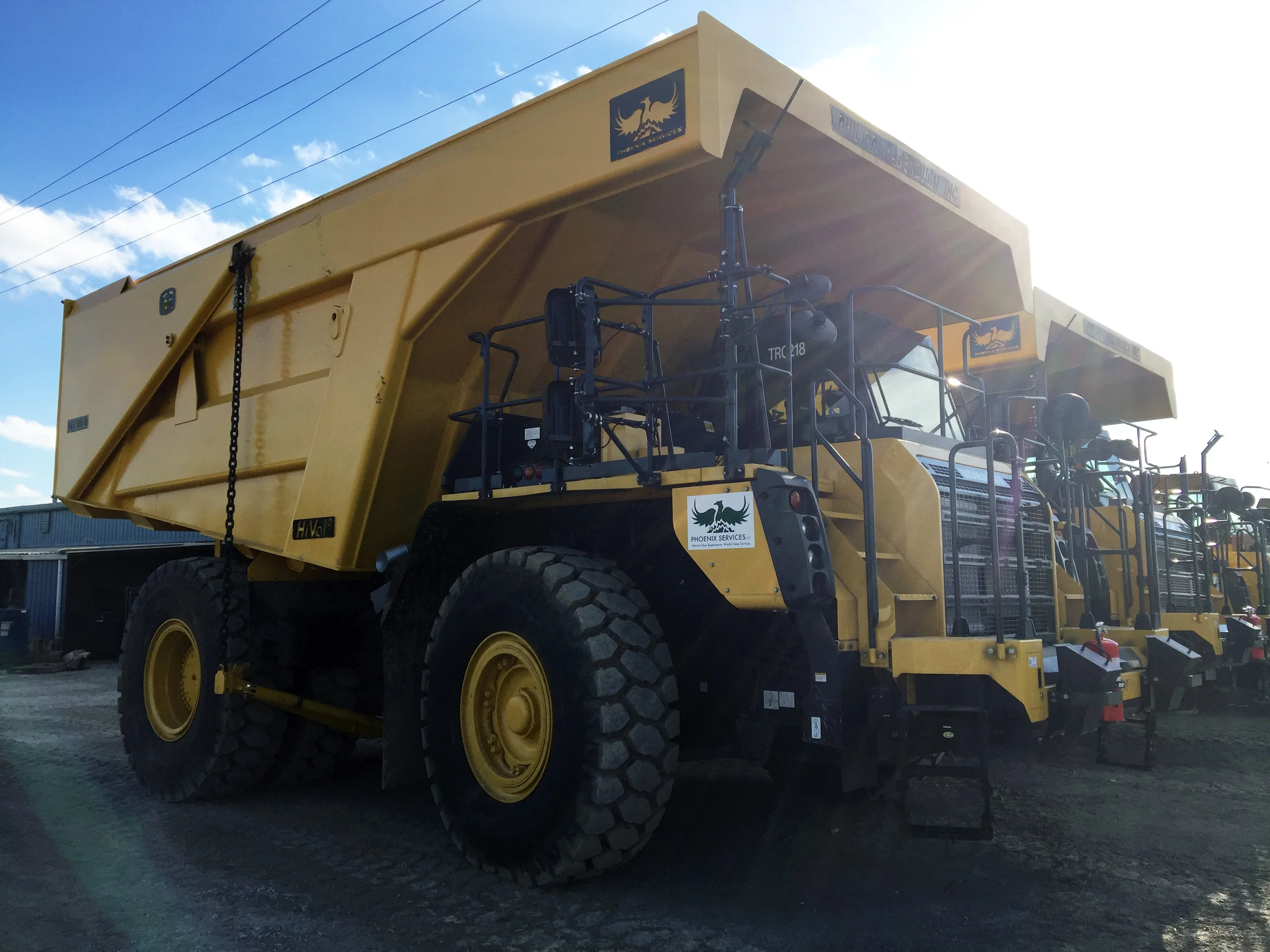 Philippi-Hagenbuch Innovates New Tailgate Style for Komatsu Rigid-Frame Trucks