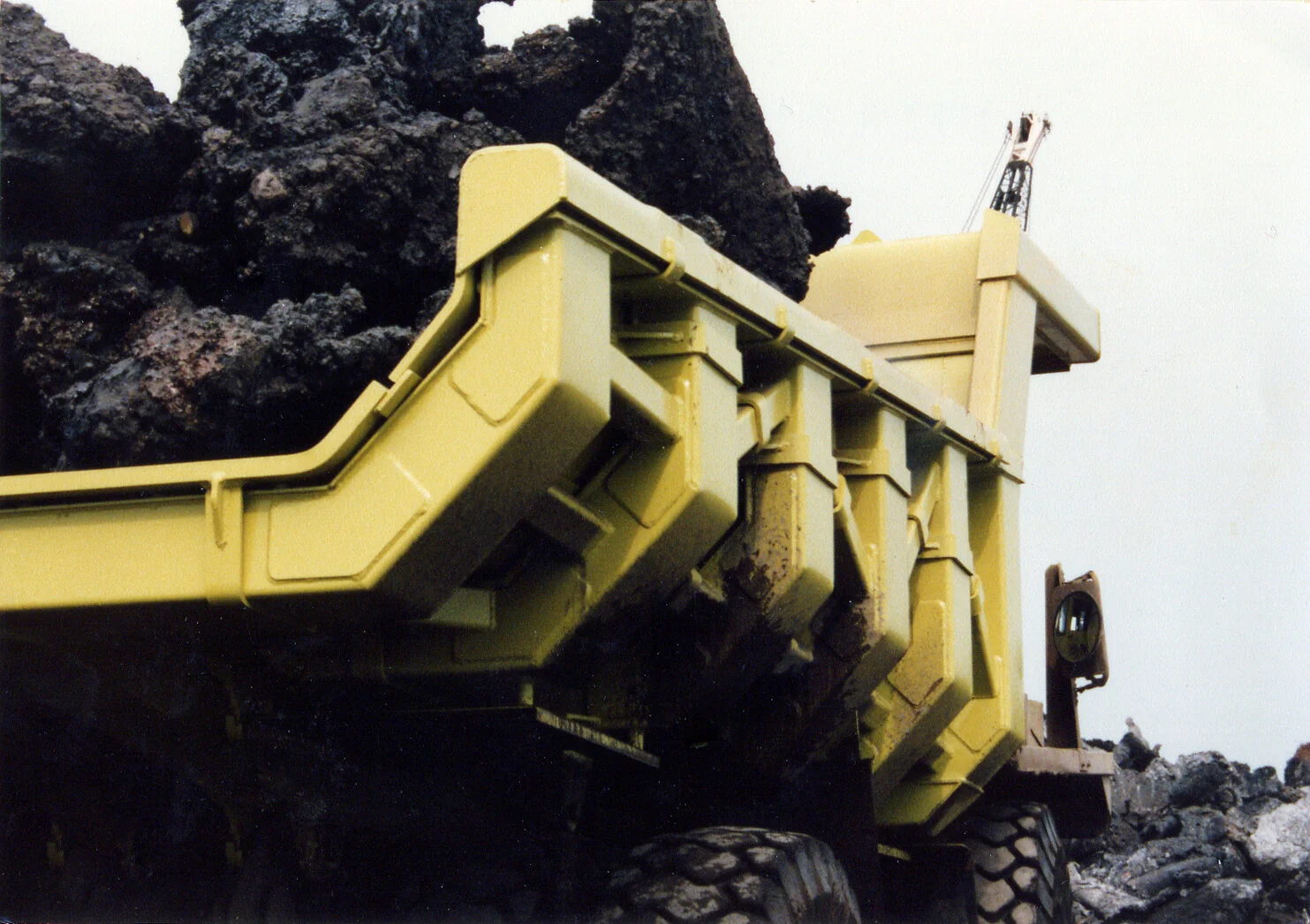 PHIL Offers SSAB Hardox® HiTemp Steels for Hot Slag Applications