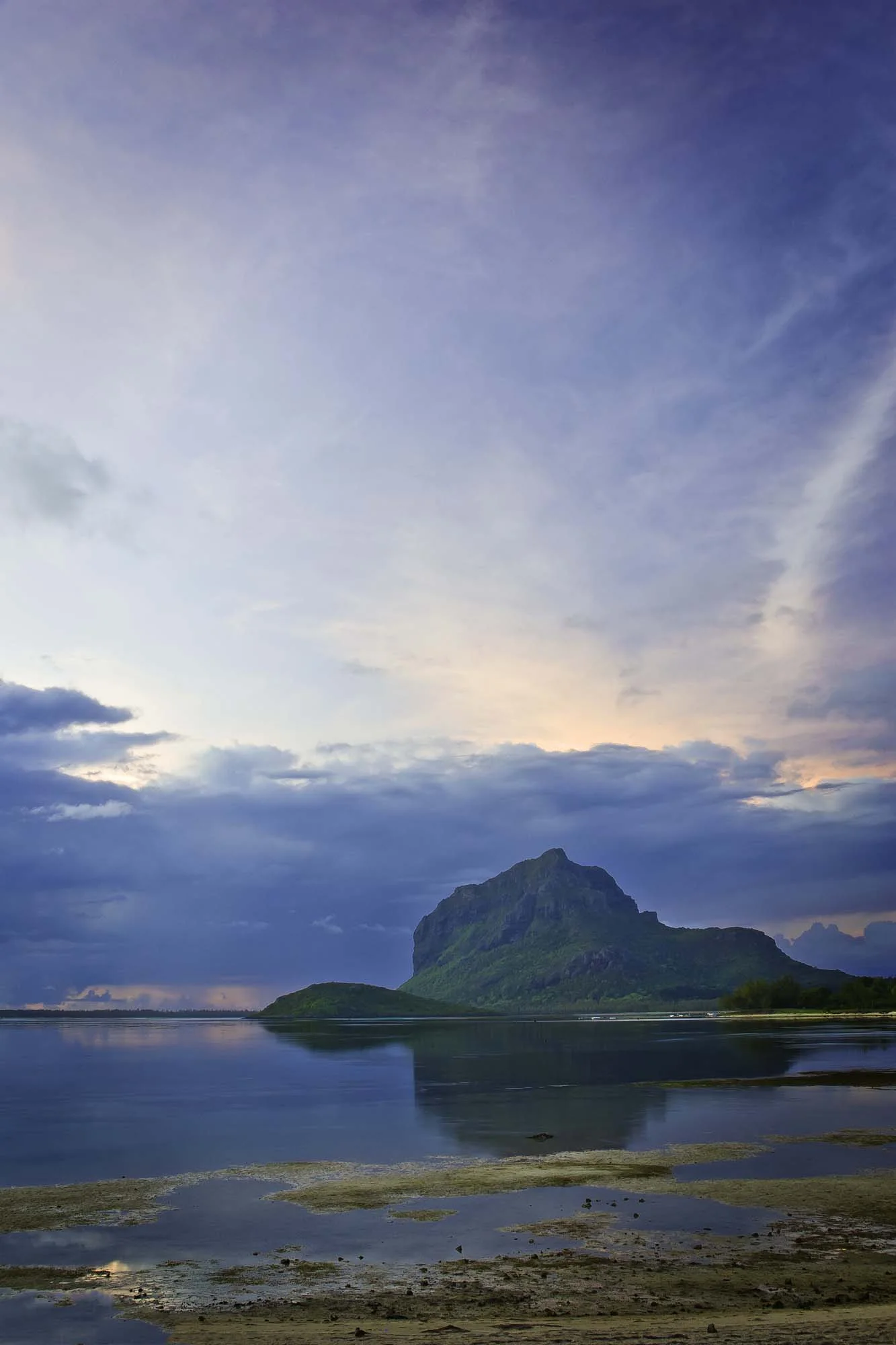 Le Morne from La Prairie.jpg