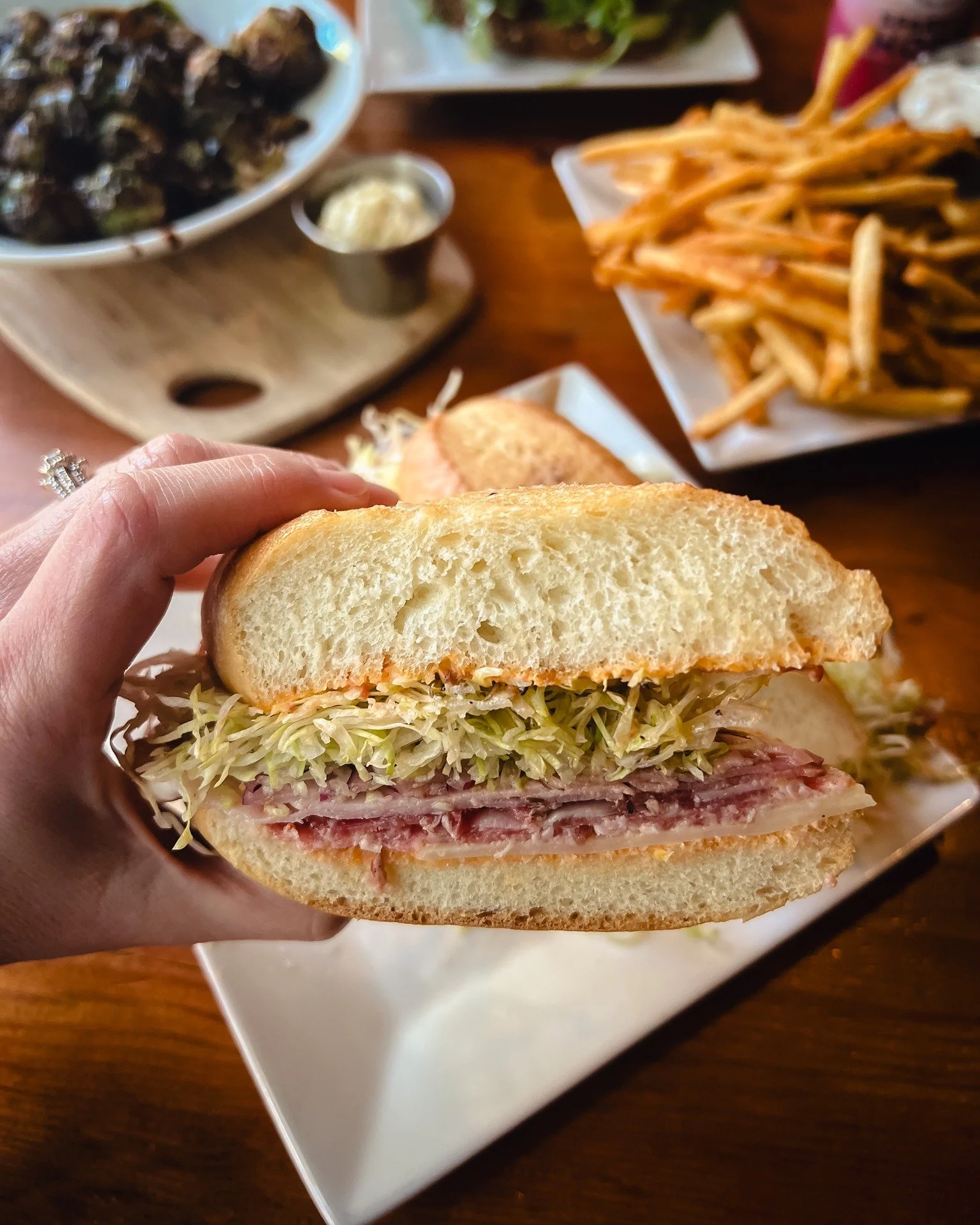 Our Italian Cold Cut doesn&rsquo;t mess around.

Smoked ham, coppa, Italian salami, provolone, lettuce, red onion, pepper spread, and a splash of oil &amp; vinegar stacked just right on soft Italian loaf.