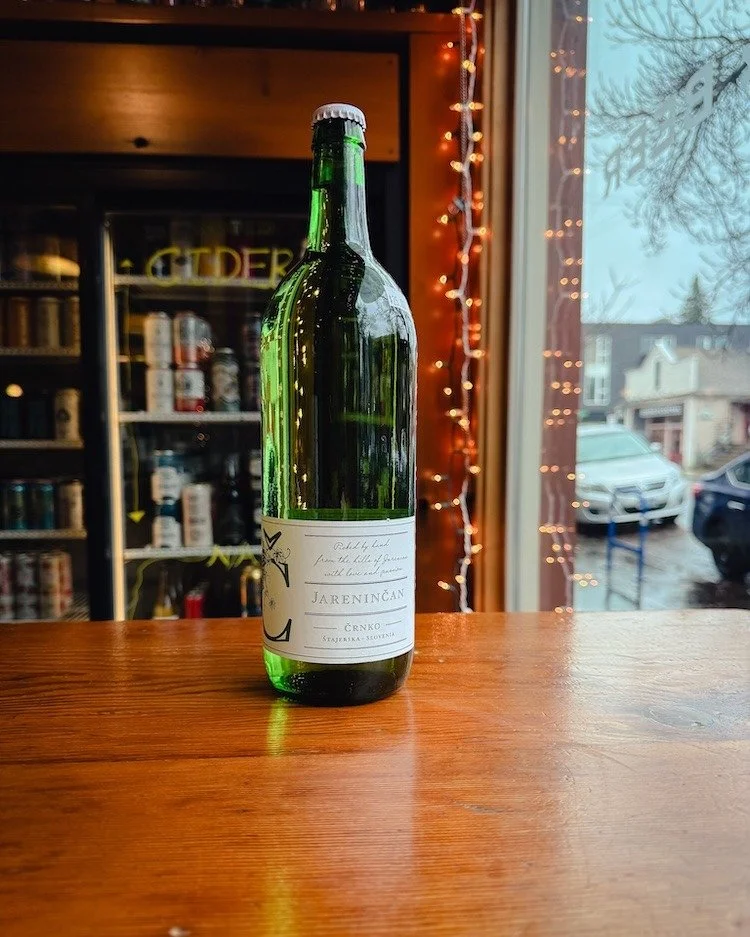 A bright, easy-sipping trio from this month&rsquo;s Holiday Ready Case of the Month.
Perfect for casual hangs, snack boards, and keeping the fridge stocked.

@crnkowinery Jareninčan &mdash; Citrus, green apple, endlessly refreshing.
@tenutaifauri  Ba