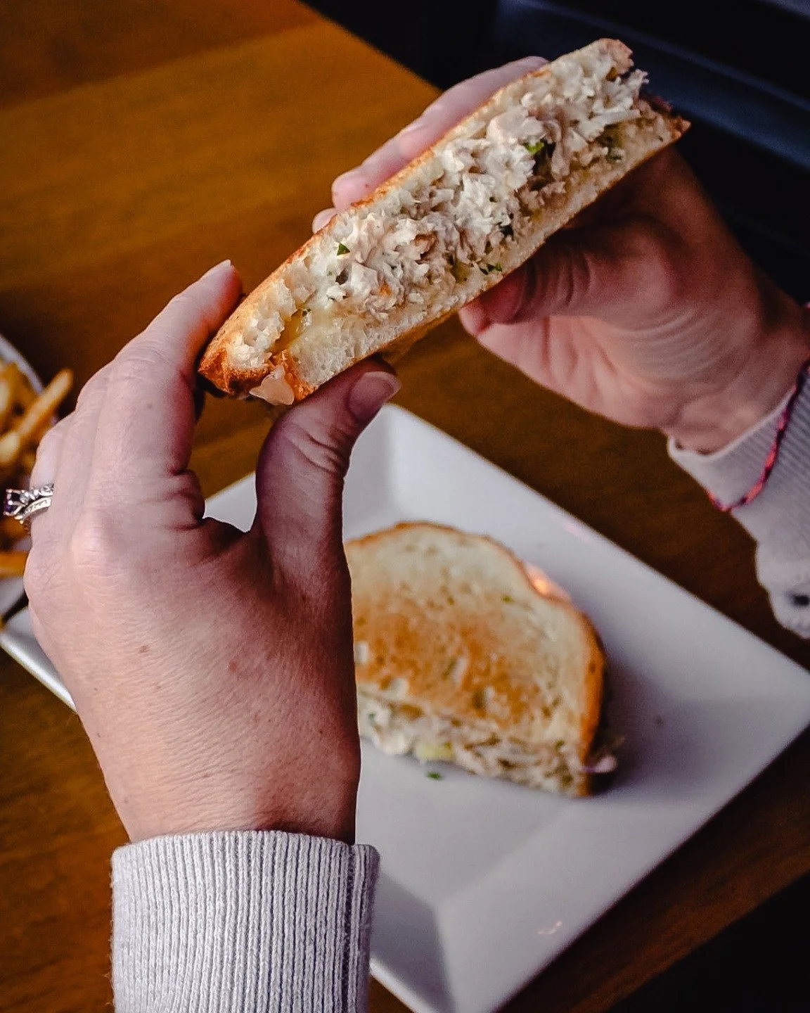 How about the tuna melt today? Loaded, melty, and exactly what a Tuesday needs. Add fries and a glass of wine and you've got yourself a plan. 🥪