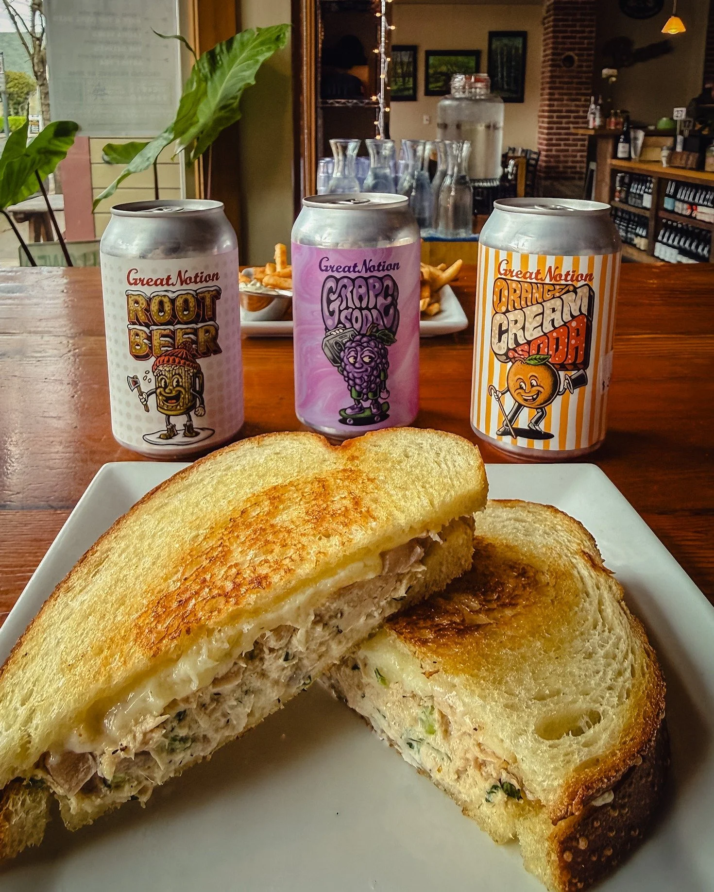 @greatnotion, but make it NA.

Root beer, grape soda, orange cream&mdash;throwback flavors, no alcohol, still hits.

Perfect with lunch or when you&rsquo;re keeping it light.