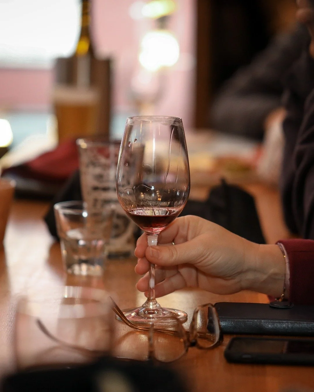 This week, we&rsquo;re pouring a little Italy with our friends from @handcraftedwines 🇮🇹🍷

A mix of Italian wines on deck&mdash;some bright, some bold, all easy to drink. Come find a new favorite or just hang for a glass.

5:30&ndash;7:30
$10 tast