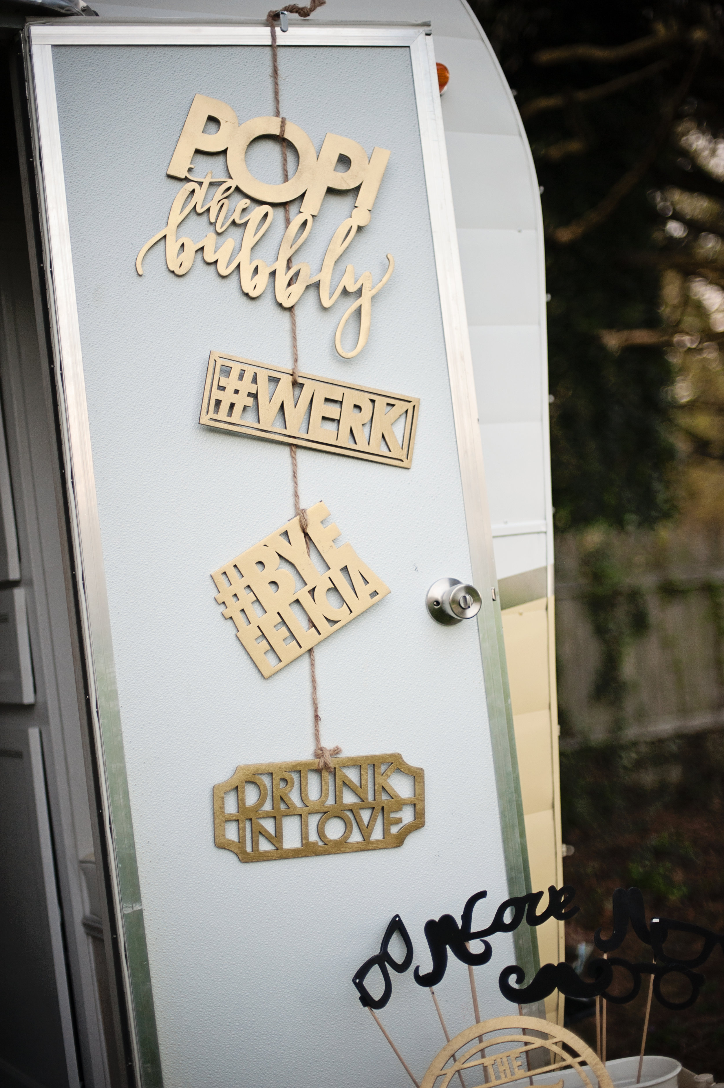 CamperDoor_Props.jpg