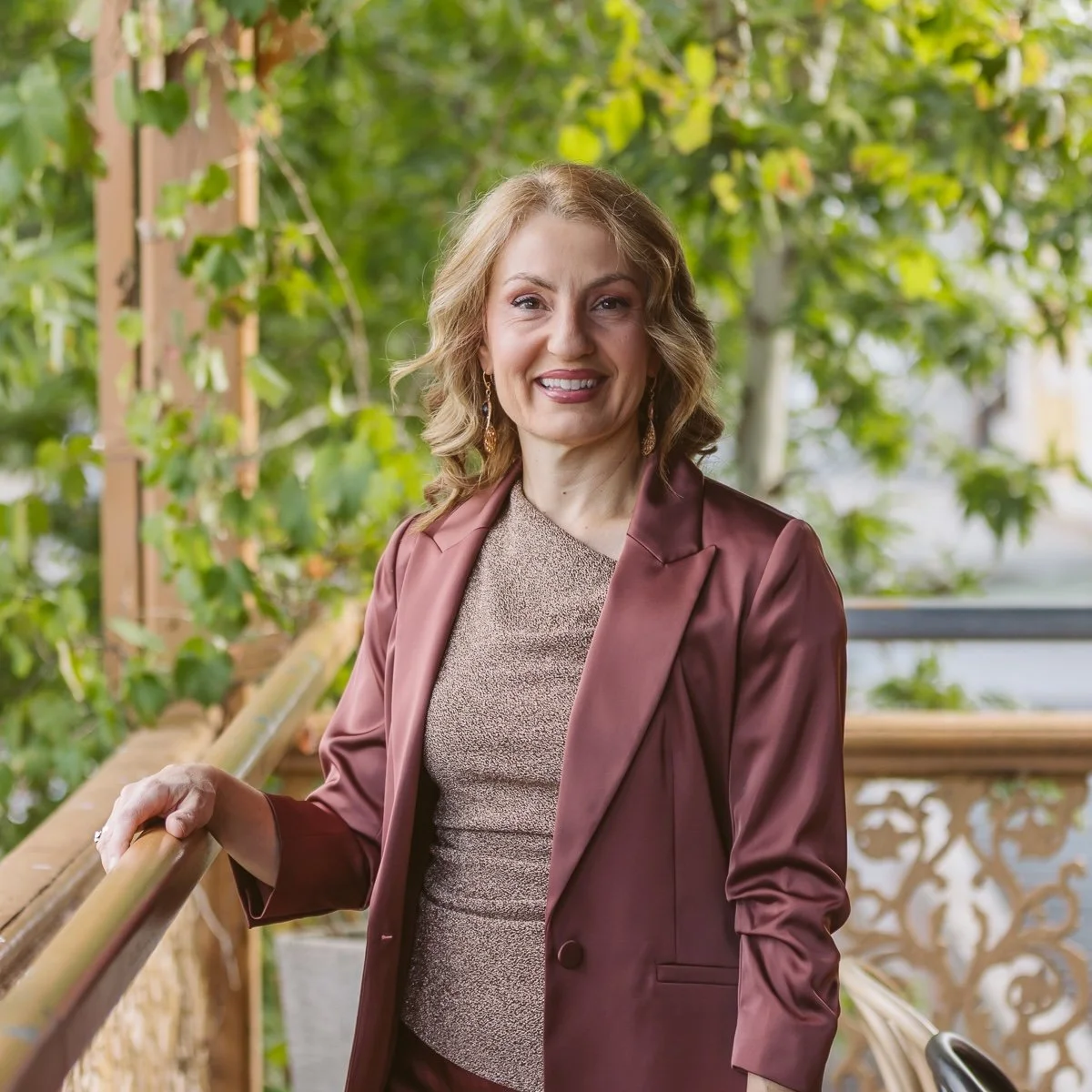 Gioia Gianniotis (President)