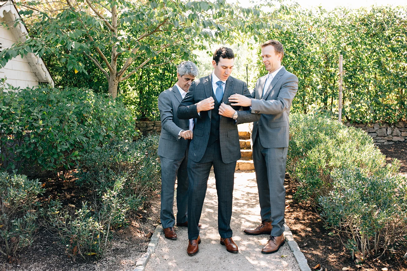 KatieStoopsPhotography-charlottesville wedding08.jpg