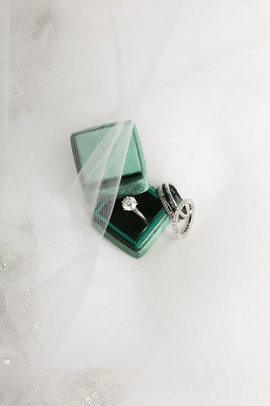 KatieStoopsPhotography-wisconsin wedding15.jpg