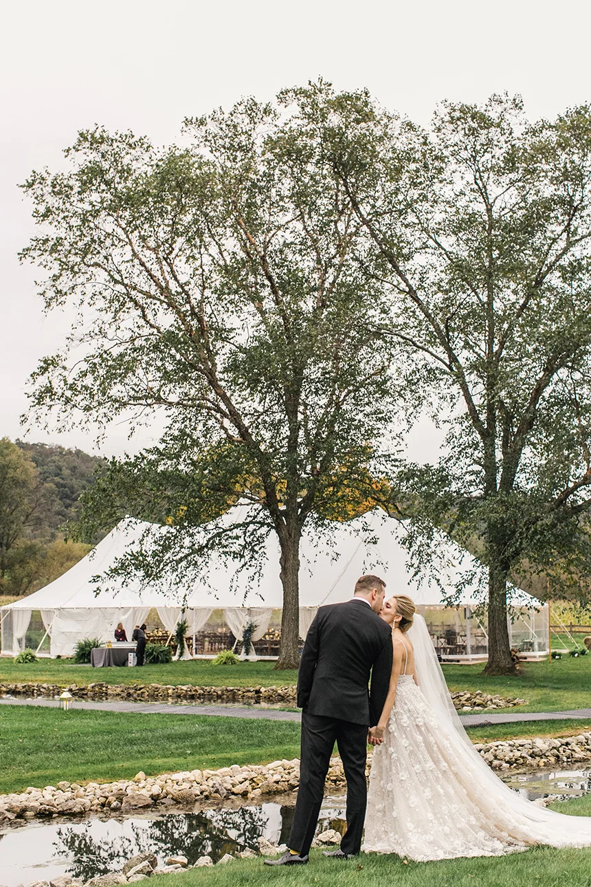 KatieStoopsPhotography-wisconsin wedding54.jpg