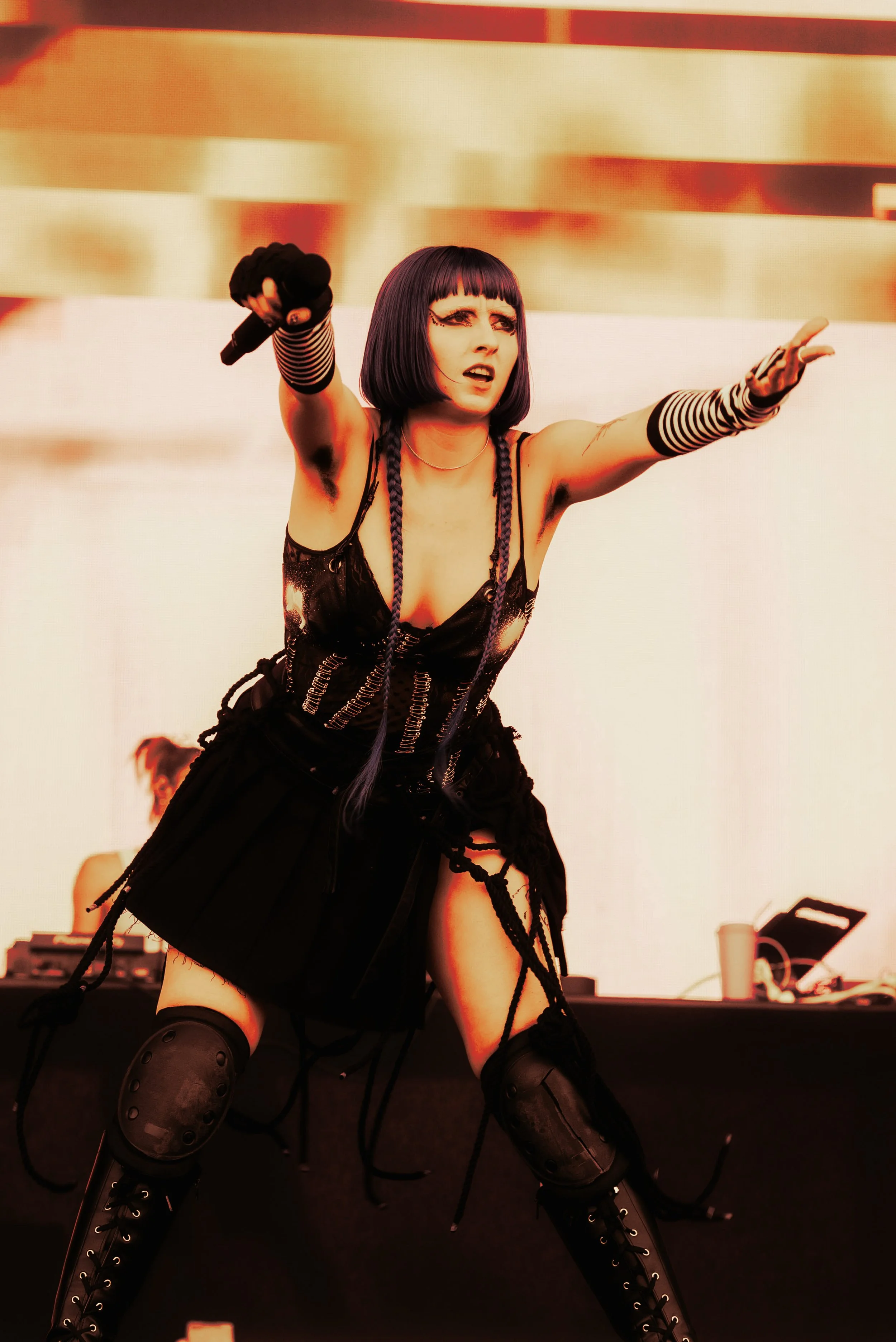 untitled-1-4 copy.jpg