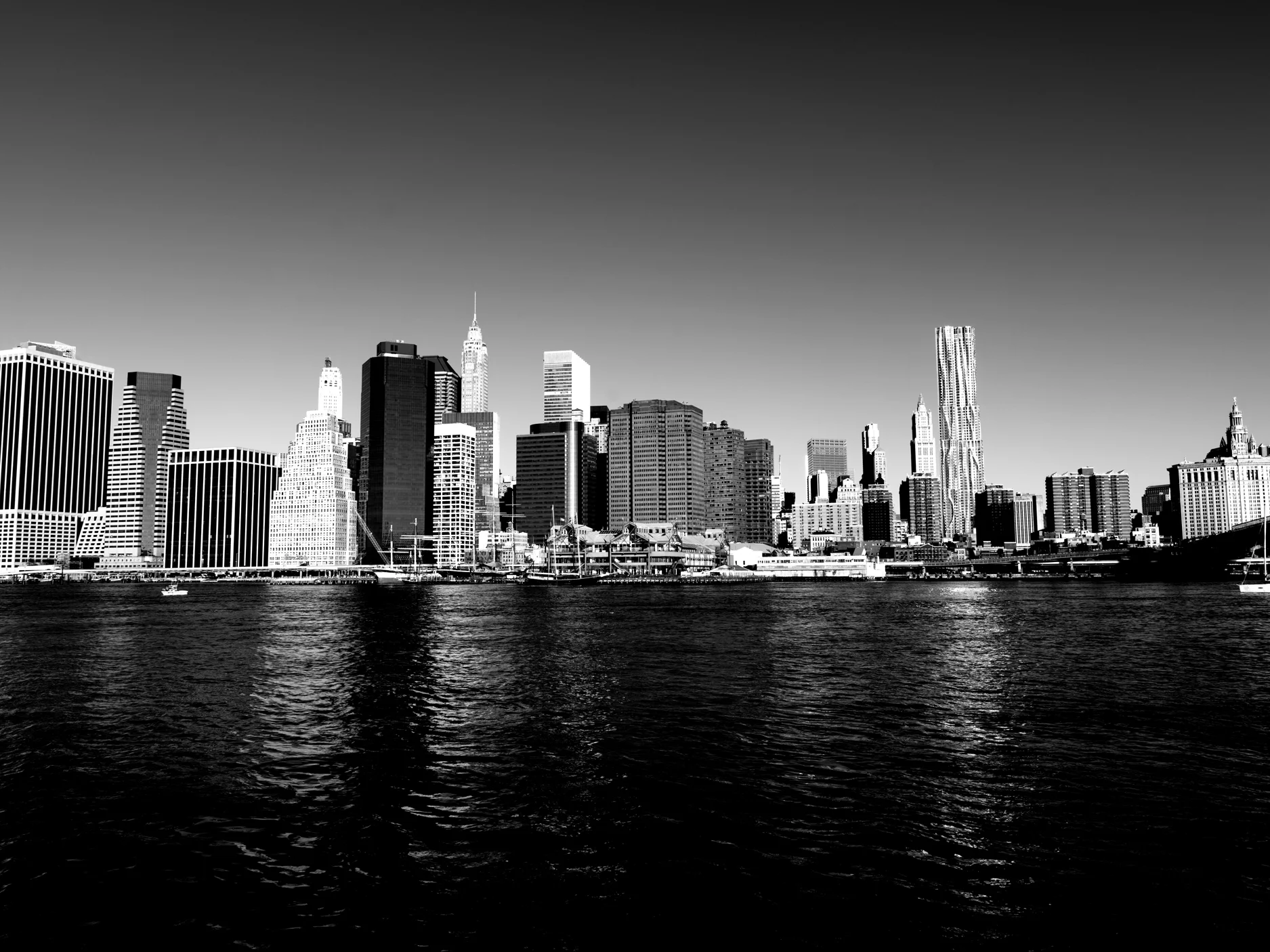 A0003125b&w.jpg