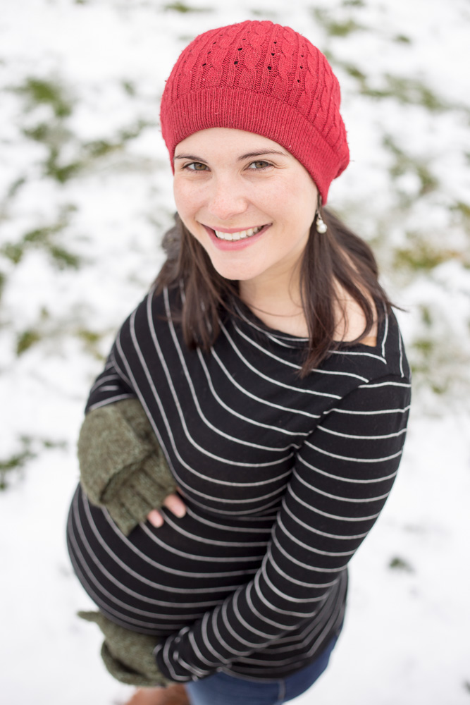 Snowy maternity photos | Megan Rei Photography | Rochester, New York