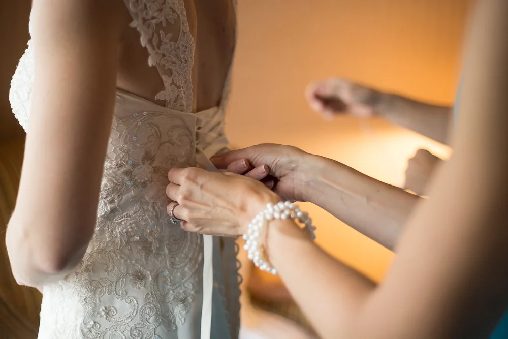Inn on the Lake | Rochester Wedding Photographer | Megan Rei Pho