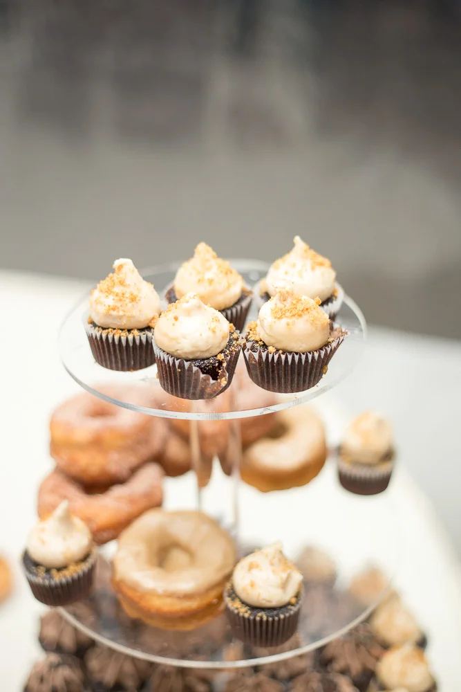 Inn on the Lake | Rochester Wedding Photographer | Megan Rei Pho