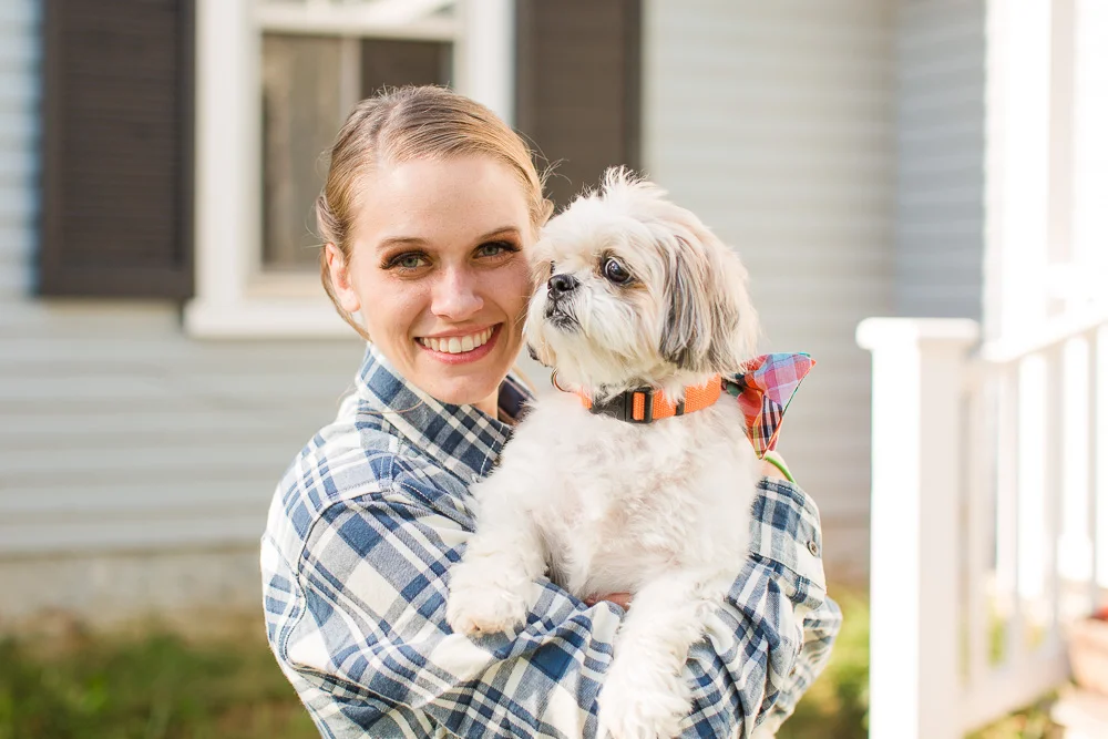 Bride with her dog on the wedding day | Wedding Dog Photographer in Northern Virginia