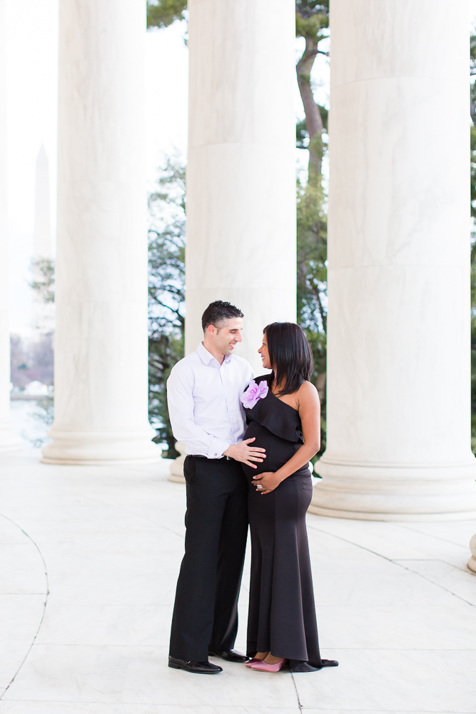 Maternity session at the Jefferson Memorial | Washington DC Maternity Photographer