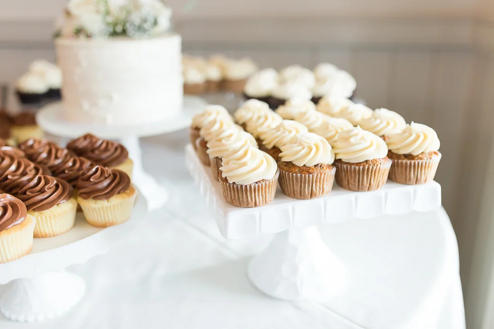 Wedding cupcakes from Cakes by Rachel | Best wedding desserts in Crozet, Virginia