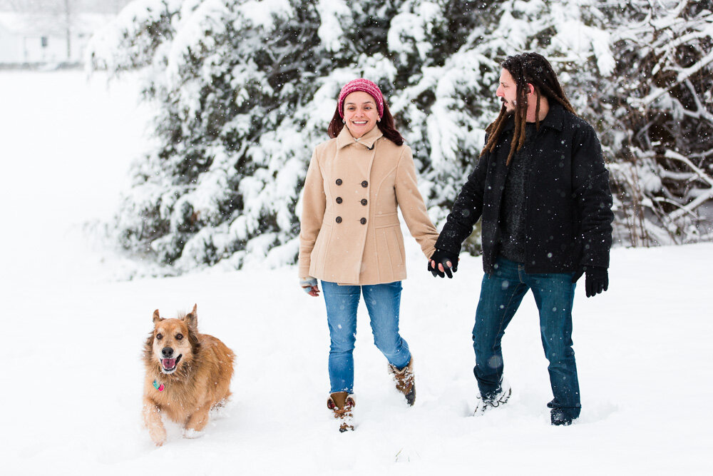 northern-virginia-snow-engagement-photos-15.jpg