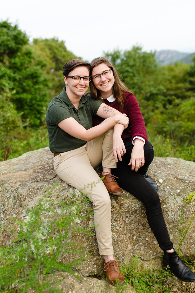 shenandoah-national-park-engagement-pictures-8.jpg