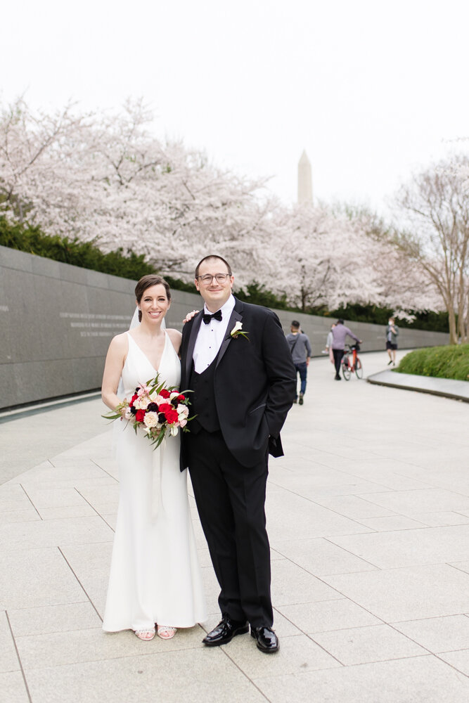 National Mall cherry blossom wedding photos with Washington Monument