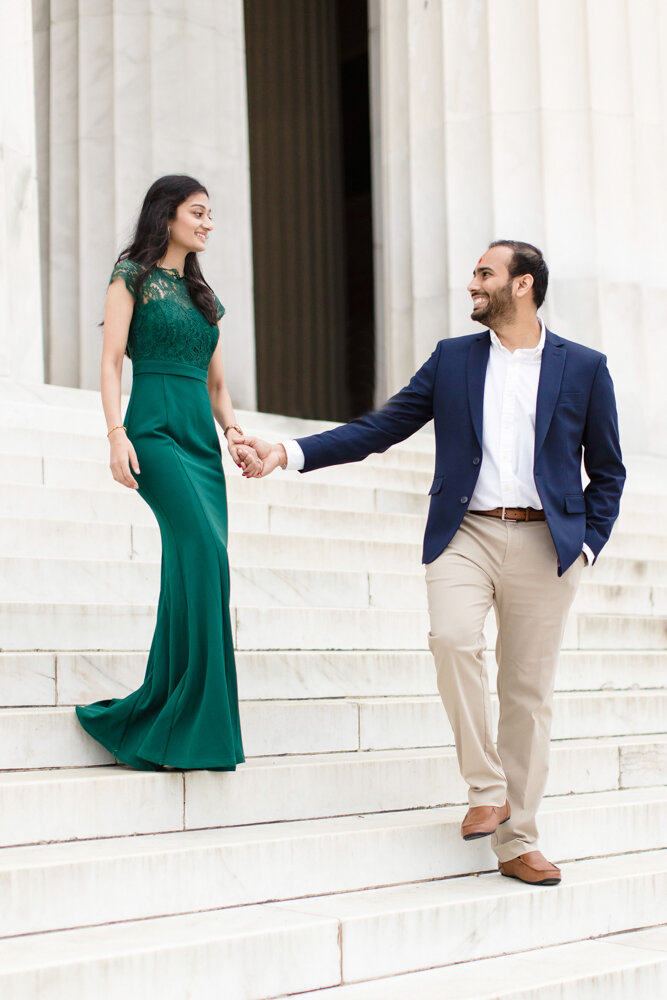 Lincoln Memorial steps engagement picture