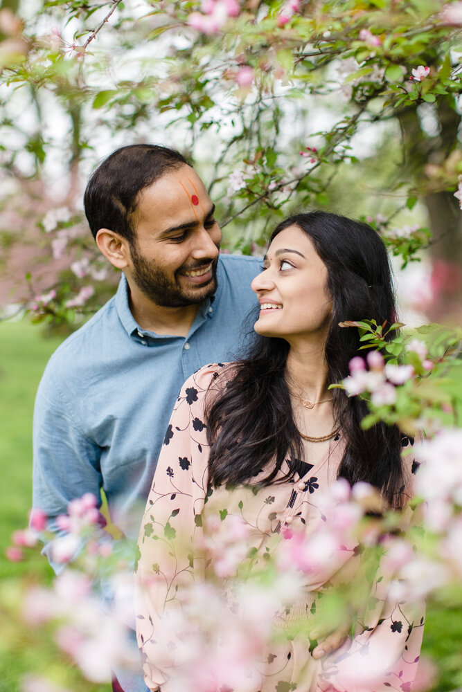 Engagement photos at the DC cherry blossoms