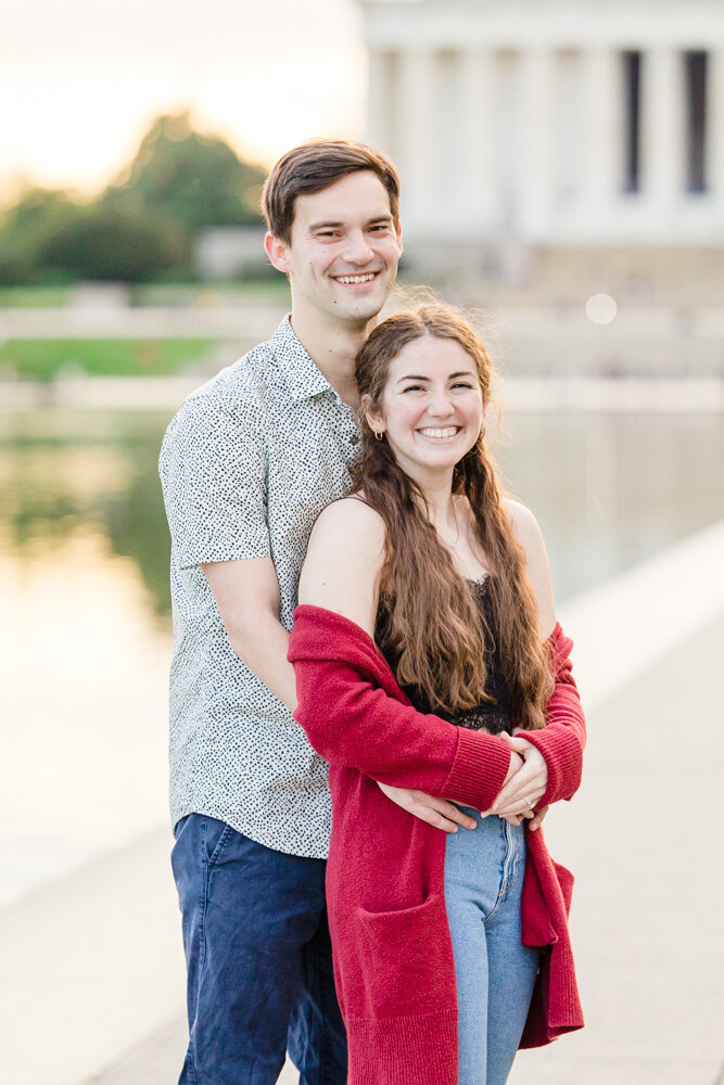 Engagement photos at Lincoln Memorial