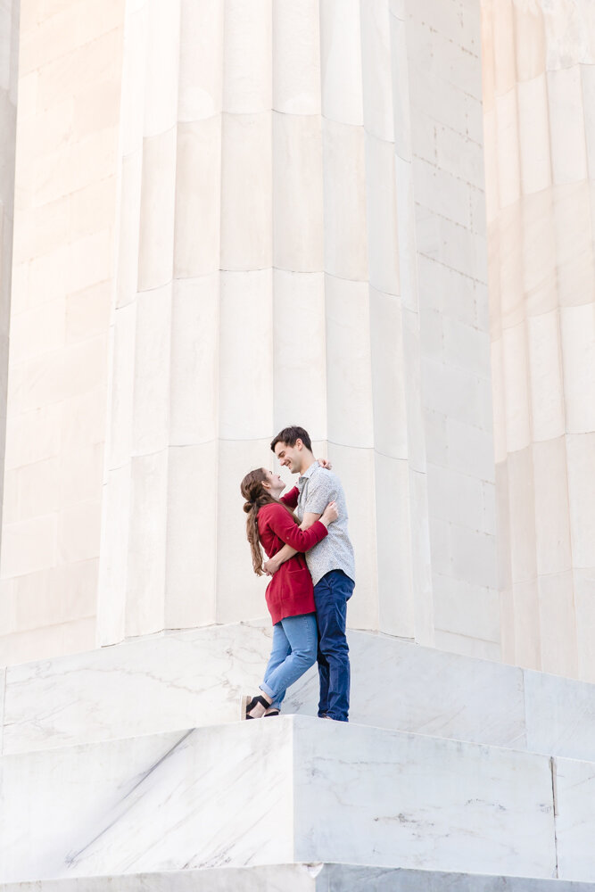 Lincoln Memorial engagement photo