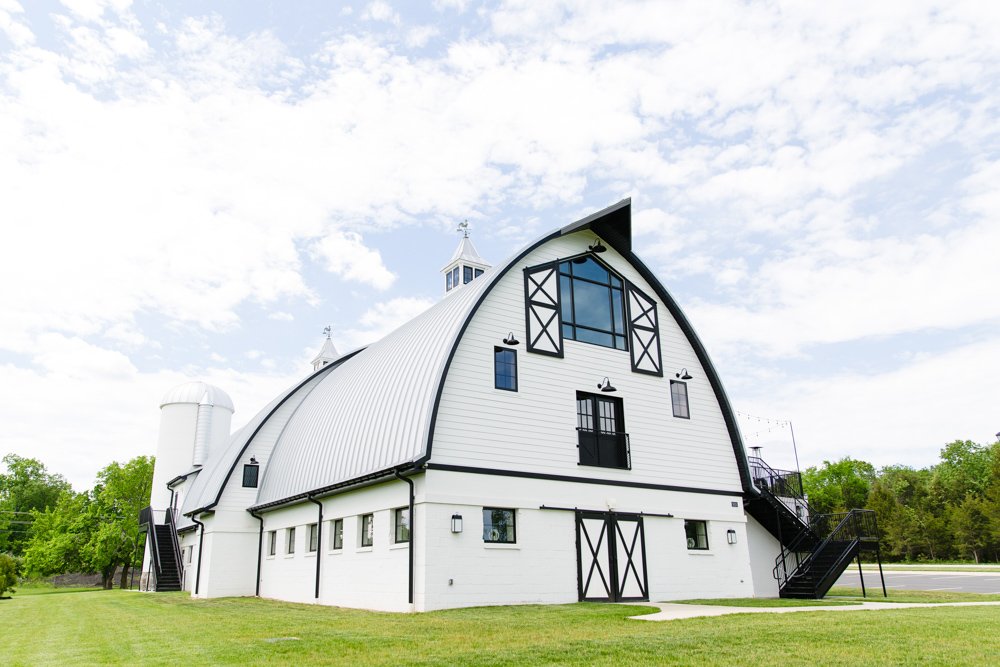 Prince William County barn wedding venue