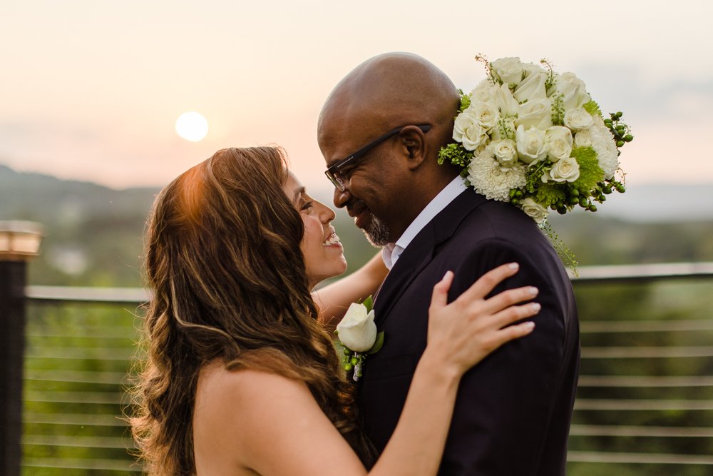 Sunrise wedding photos in Northern Virginia