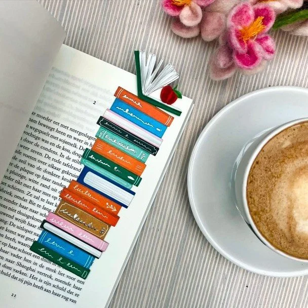 📚 Paper Goods with Personality 📚
@cardsgiftsnw  curates a thoughtful mix of greeting cards, stationery, stickers, and giftable paper goods for everyone,  curates a thoughtful mix of greeting cards, stationery, stickers, and giftable paper goods for