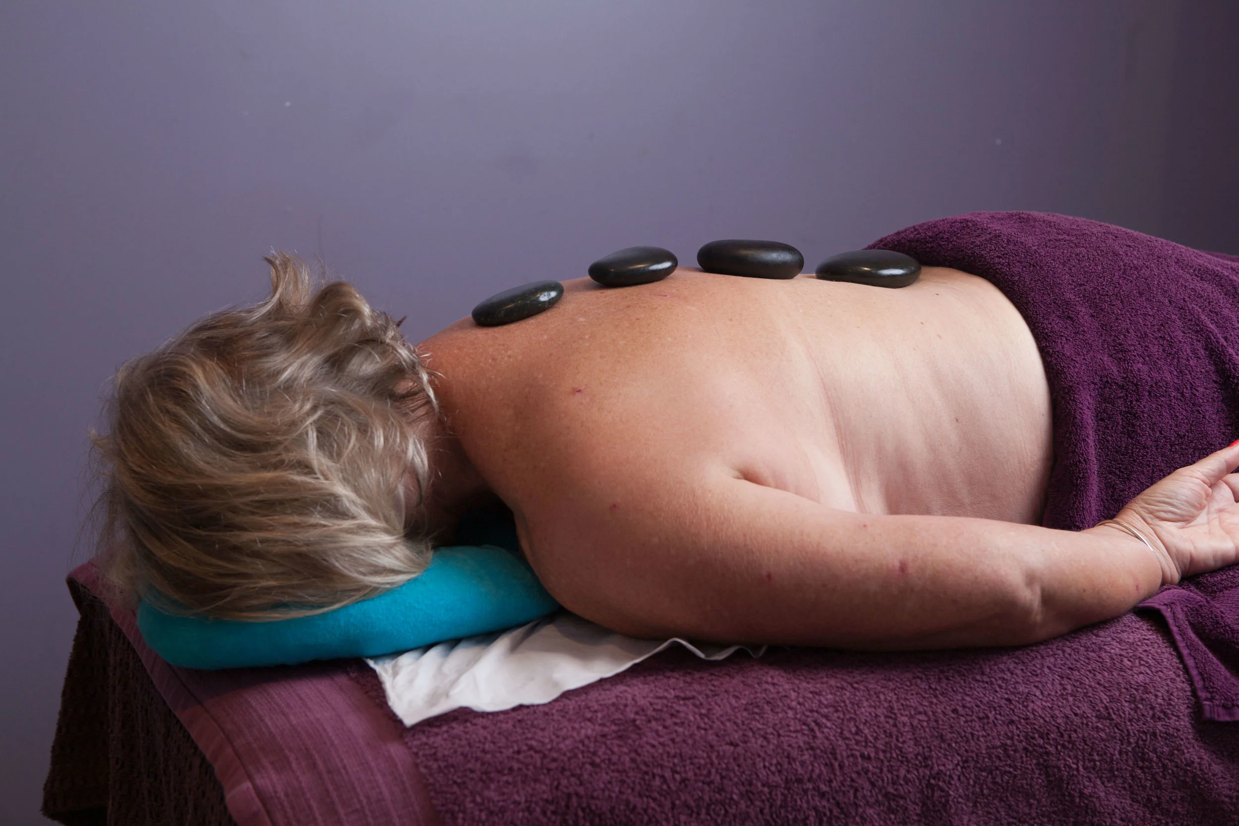 Luxury hot stone massage in Brighton