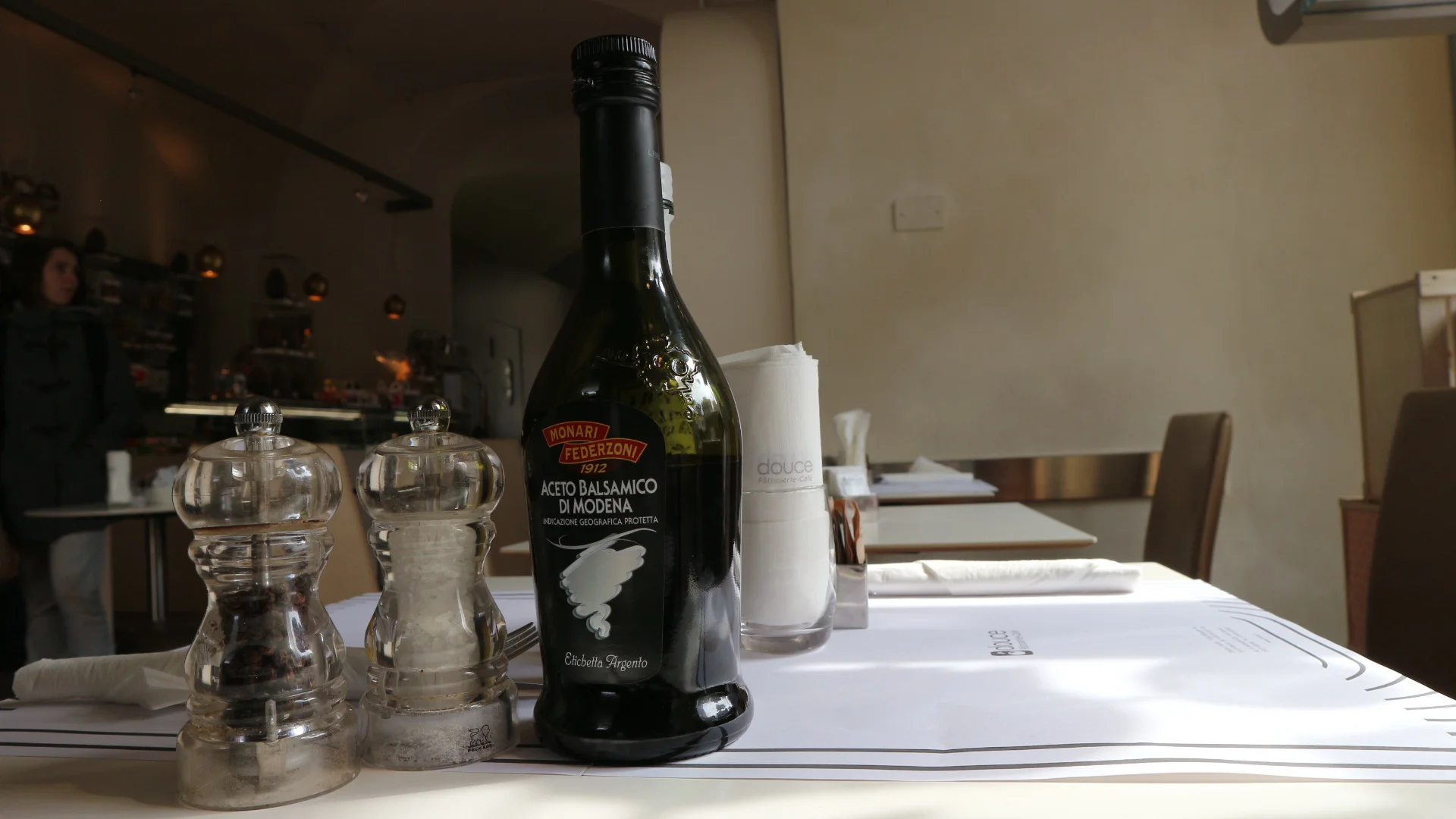   Douce : Pâtisserie Café 