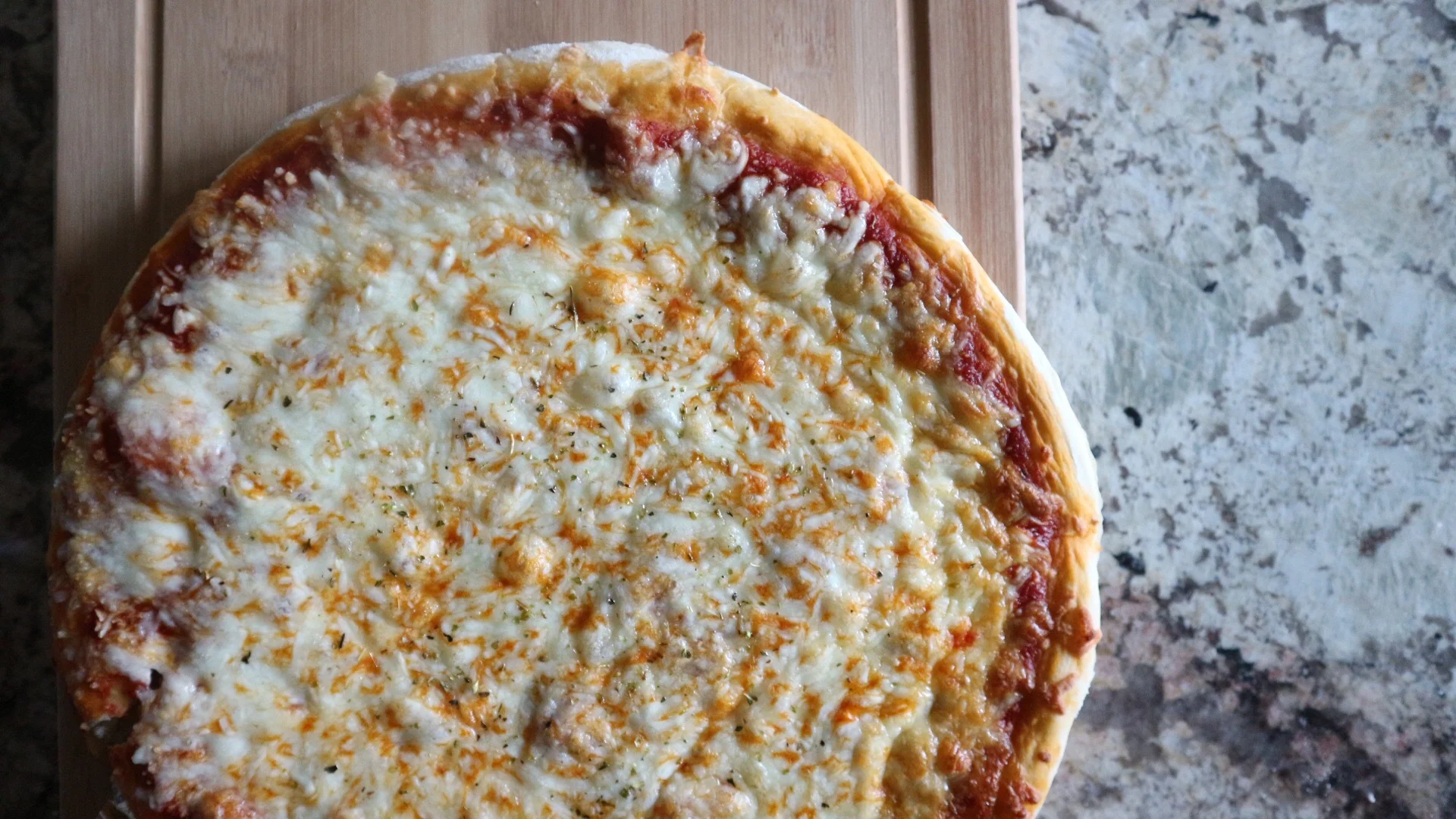 Homemade Italian Style Pizza β Emi Eats