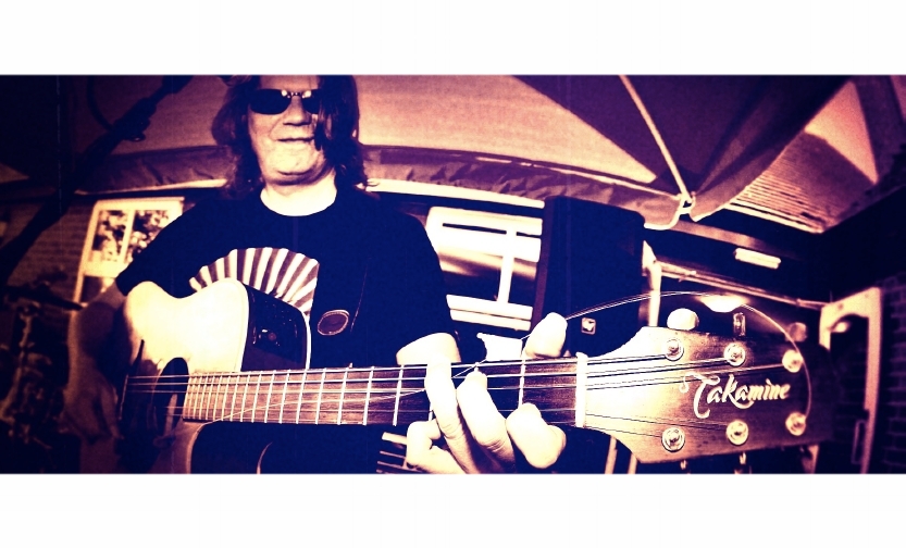 Shane Lamont Saturday 27th August 2pm - 4pm Shane Lamont plays a mixture of songs from across the decades. His solo shows are full of banter, fun and audience participation - with random spontaneous tomfoolery! he'll keep you entertained...